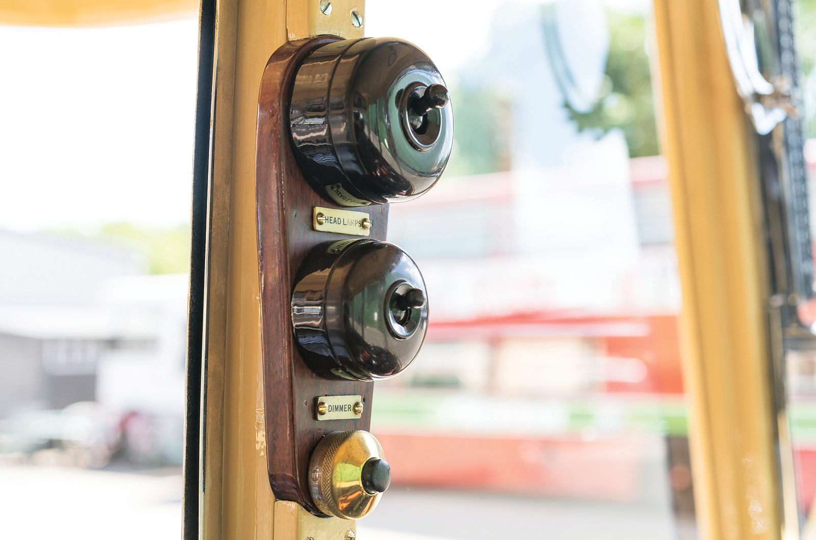 Classic & Sports Car – AEC Regent 486: a life of service