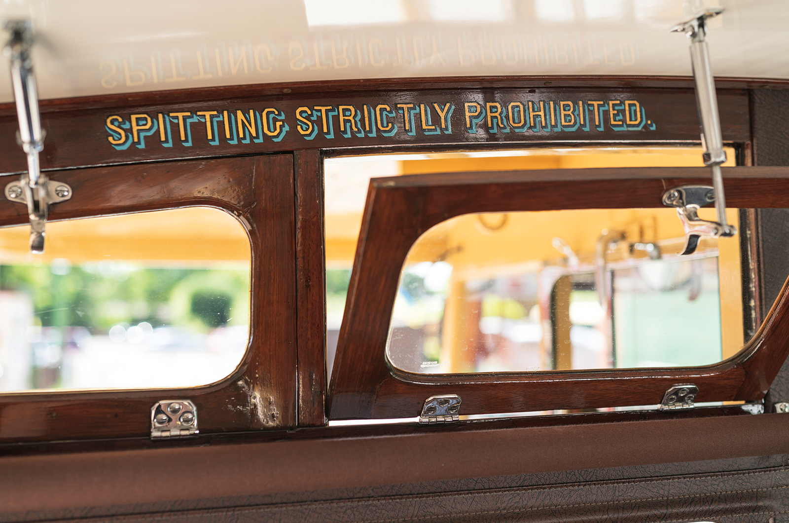 Classic & Sports Car – AEC Regent 486: a life of service