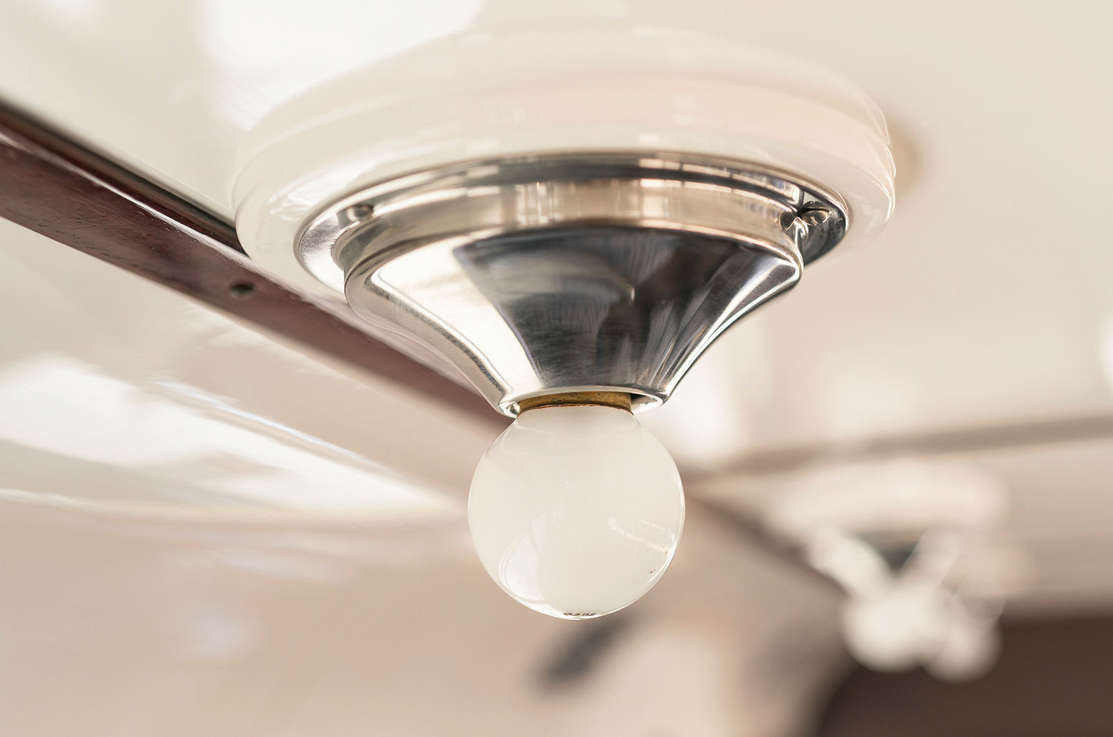 Classic & Sports Car – AEC Regent 486: a life of service