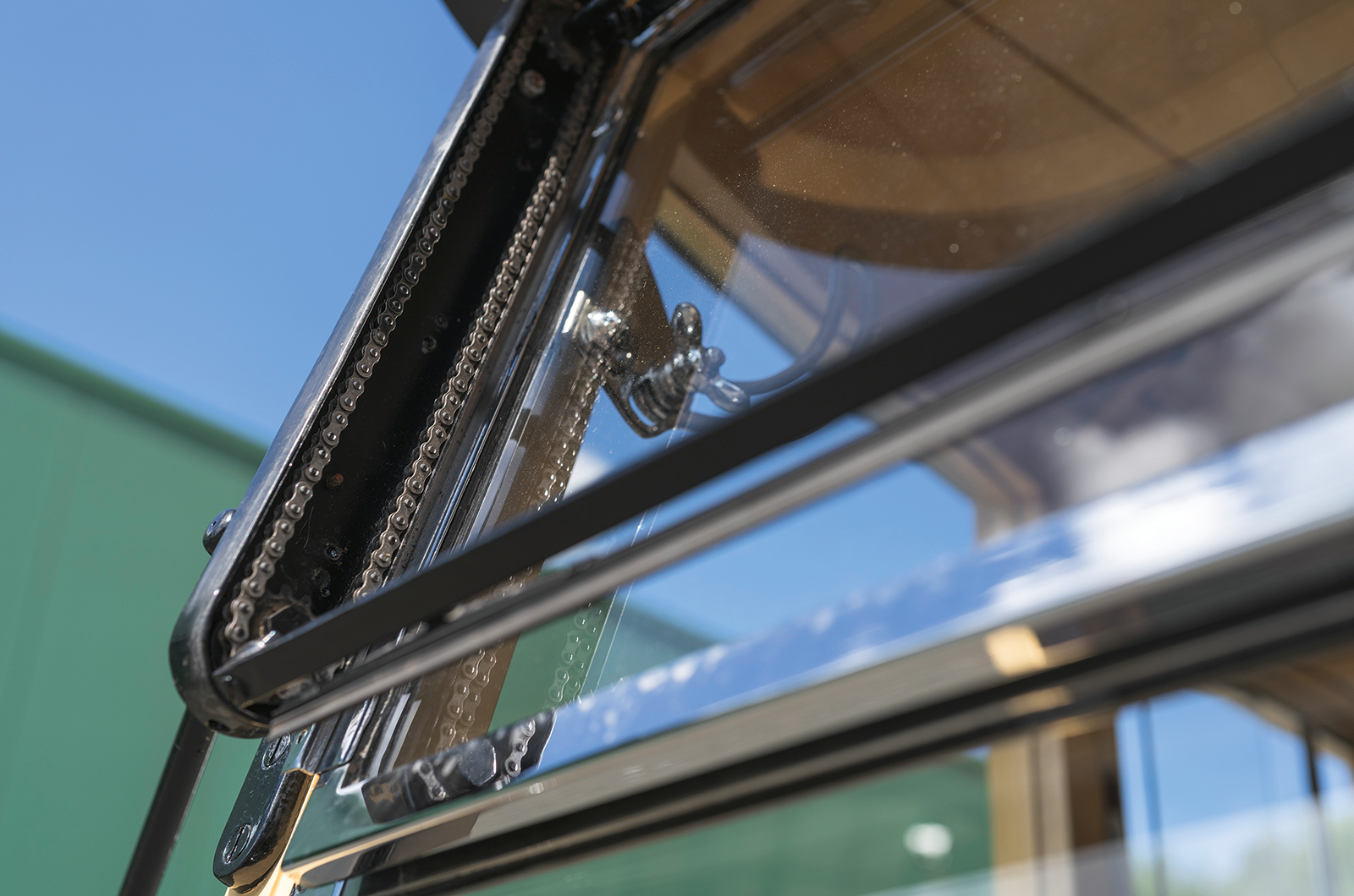 Classic & Sports Car – AEC Regent 486: a life of service