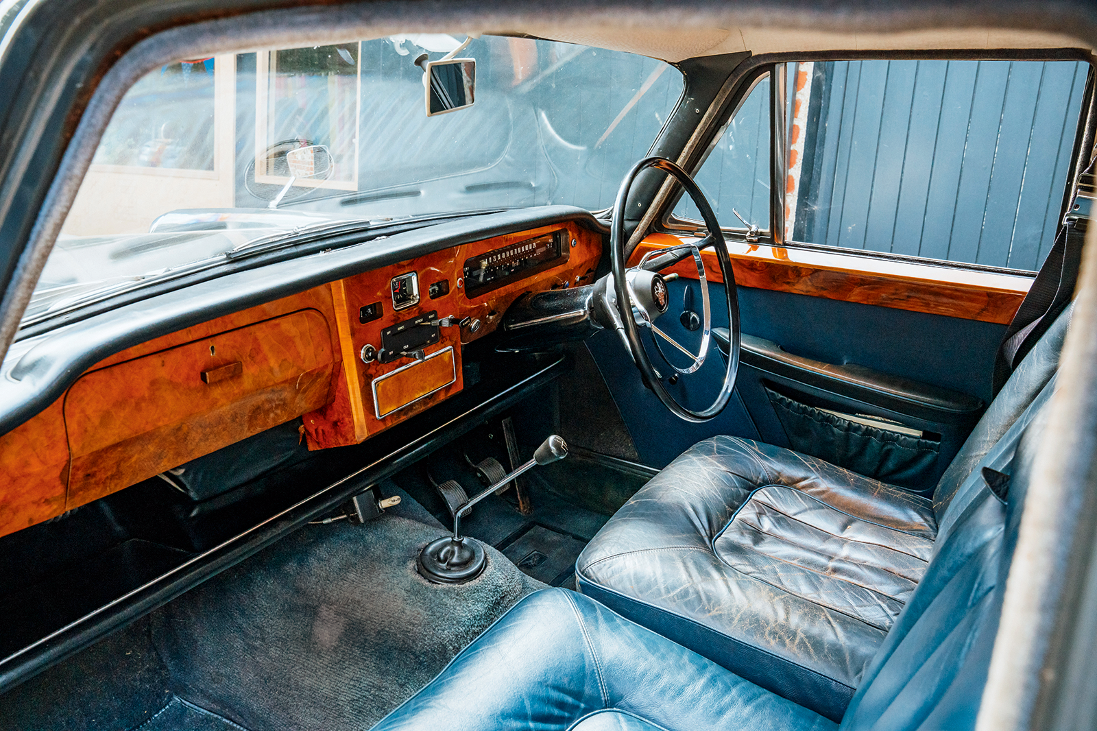 Classic & Sports Car – Austin A110 Westminster vs Ford Zodiac MkIII vs Vauxhall Cresta PB: symbols of success