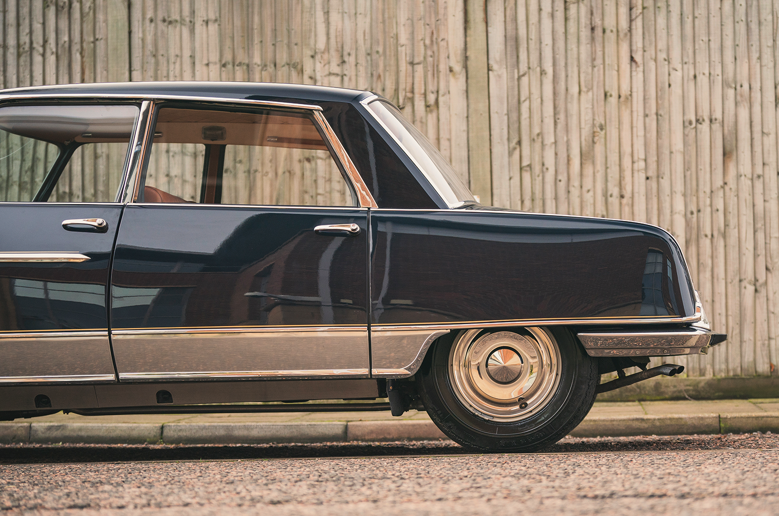 Classic & Sports Car – Citroën DS Majesty: the Midas touch