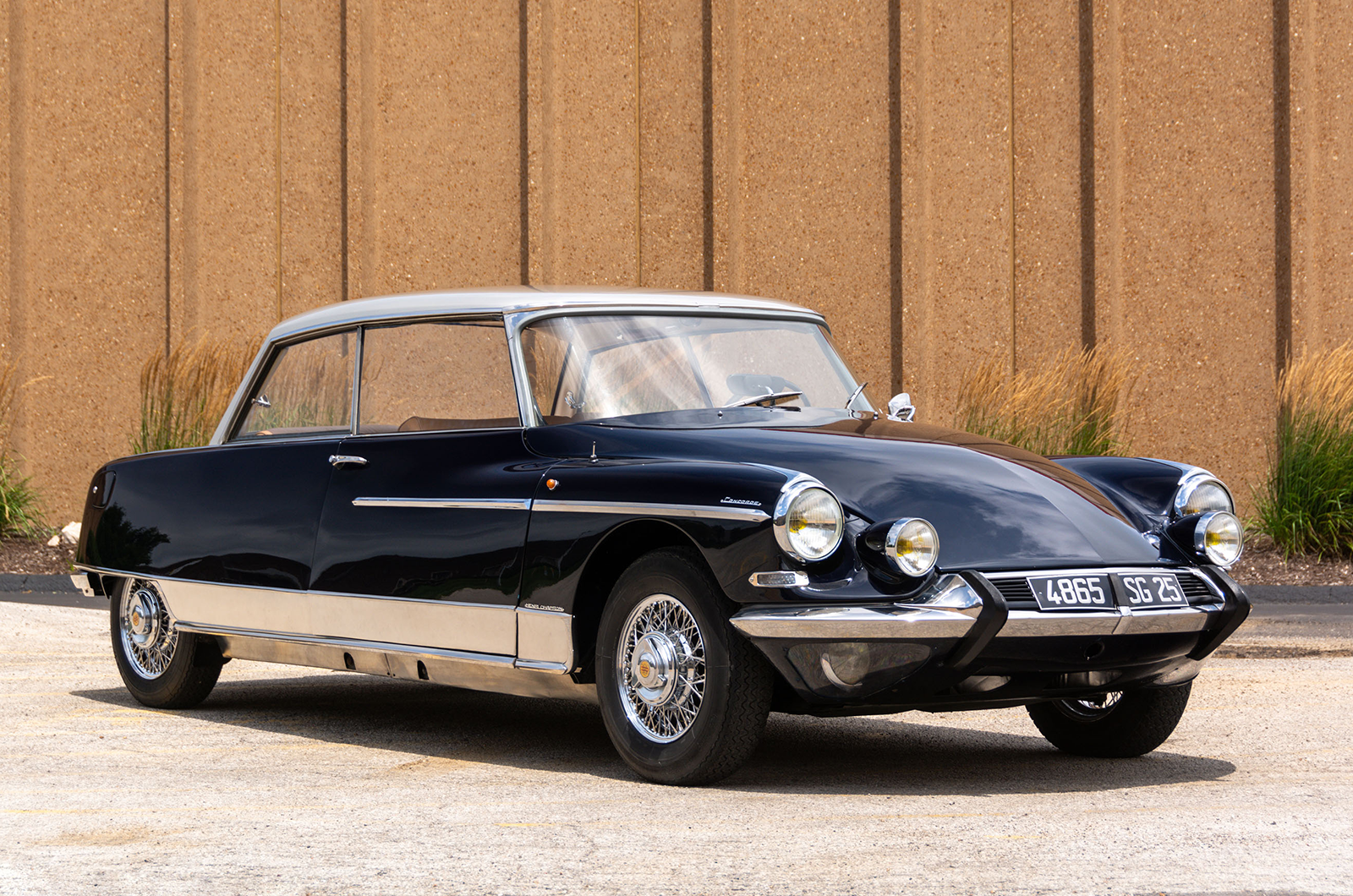 Classic & Sports Car – Citroën DS Majesty: the Midas touch