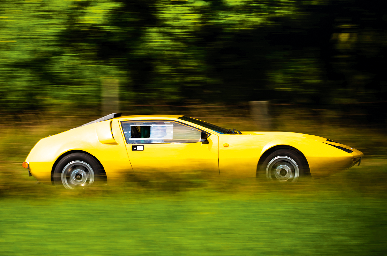 Classic & Sports Car – One-off Gilbern T11: back to life