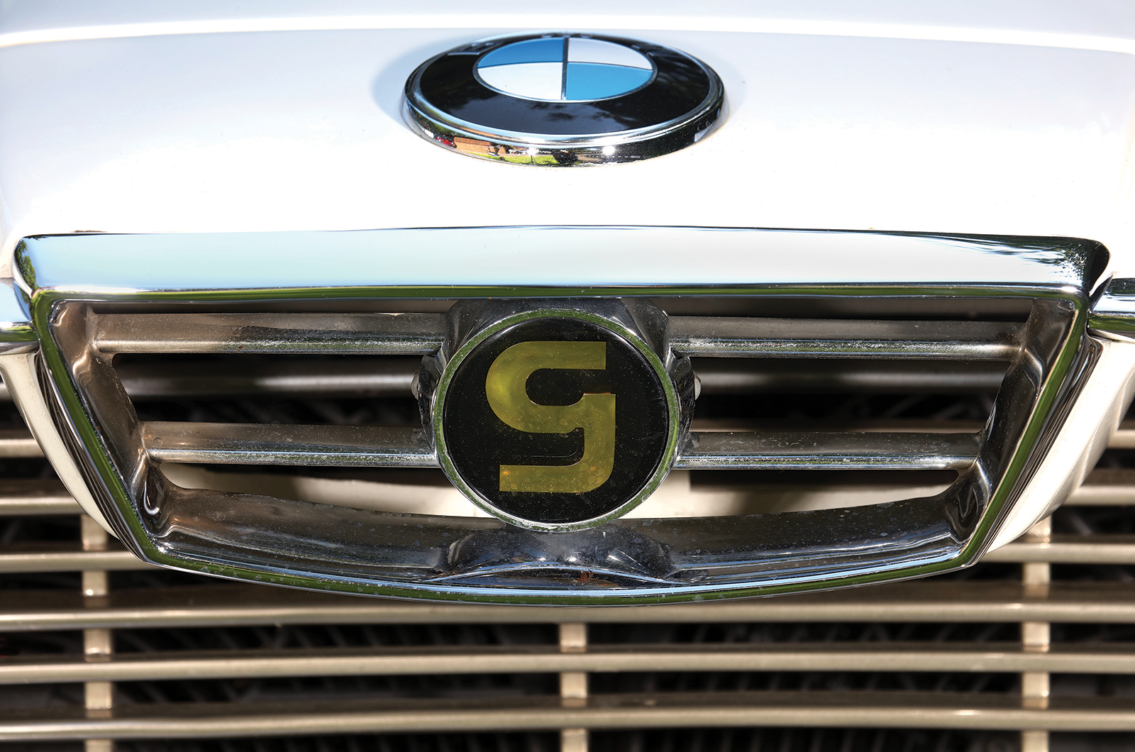 Classic & Sports Car – Glas 2600 V8 vs BMW-Glas 1600 GT: Frua’s German oddities