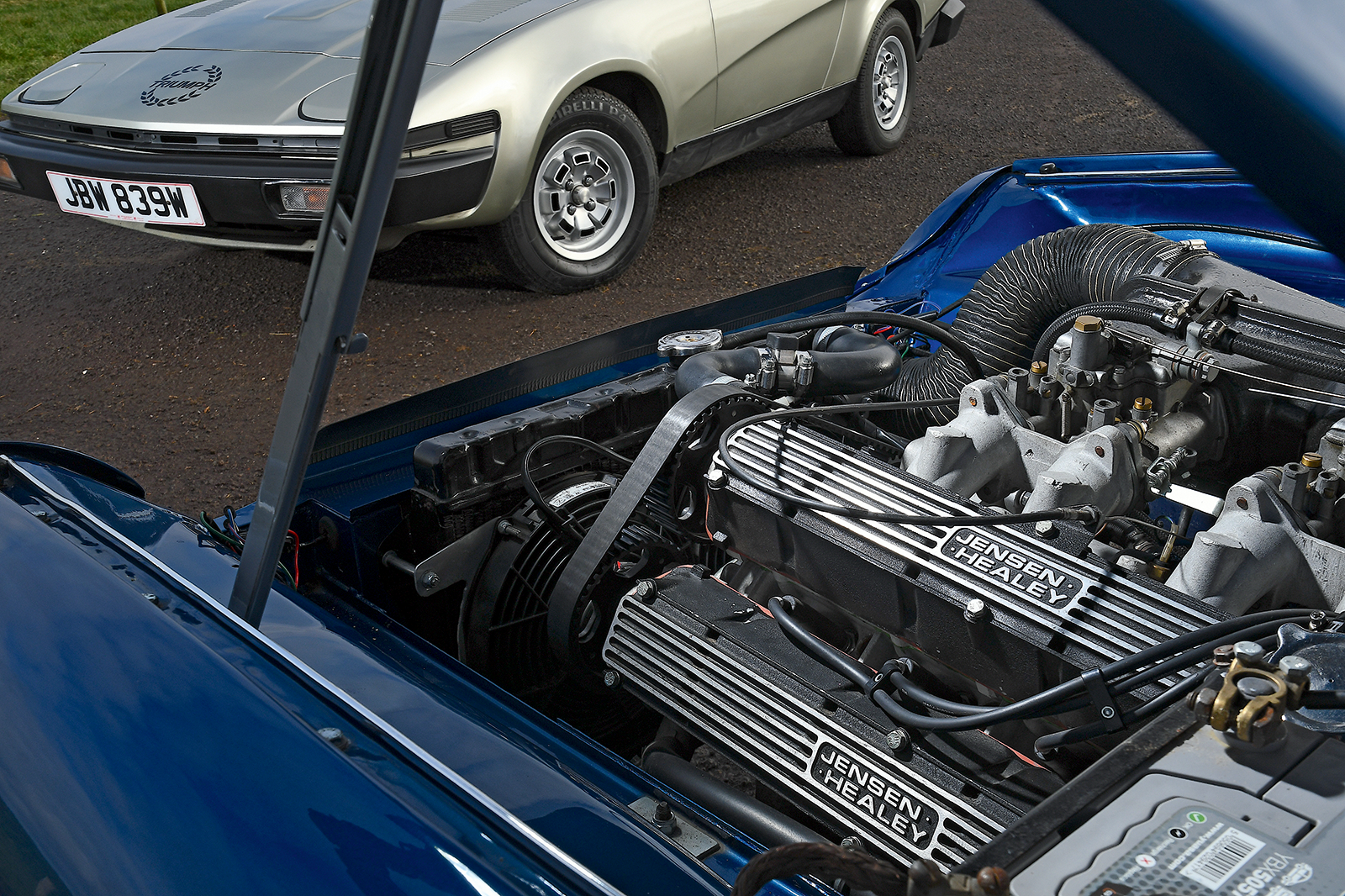 Classic & Sports Car – Triumph TR7 vs Jensen-Healey: underdog day
