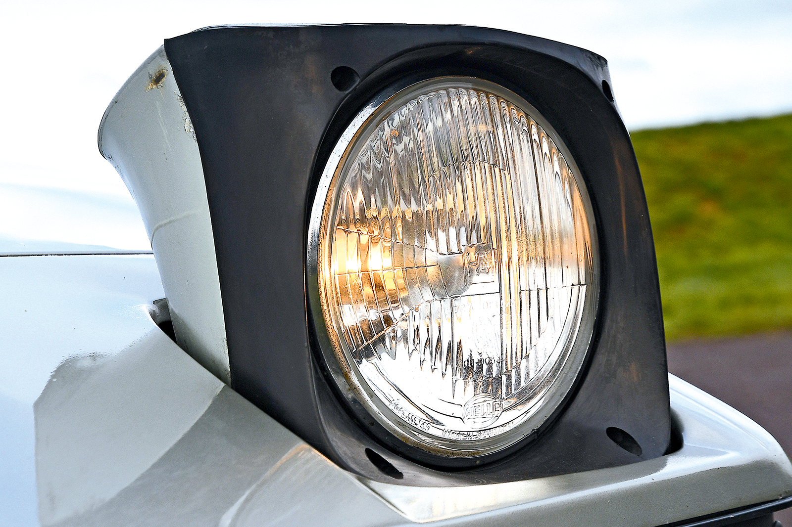 Classic & Sports Car – Triumph TR7 vs Jensen-Healey: underdog day