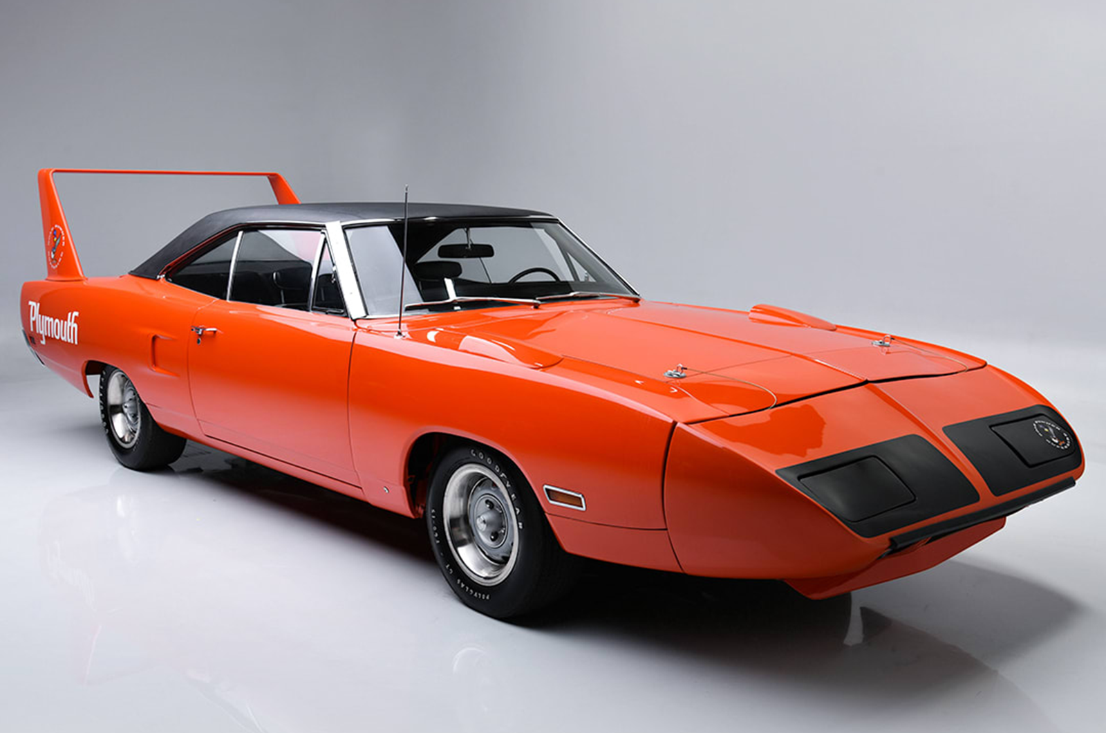 Classic & Sports Car – 9 reasons to go to London Concours 2023