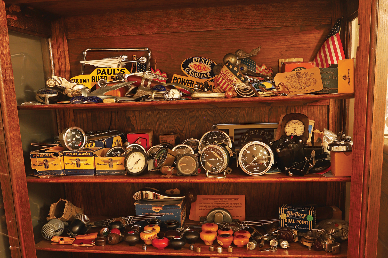 Classic & Sports Car – Also in my garage: classic American cars and automobilia