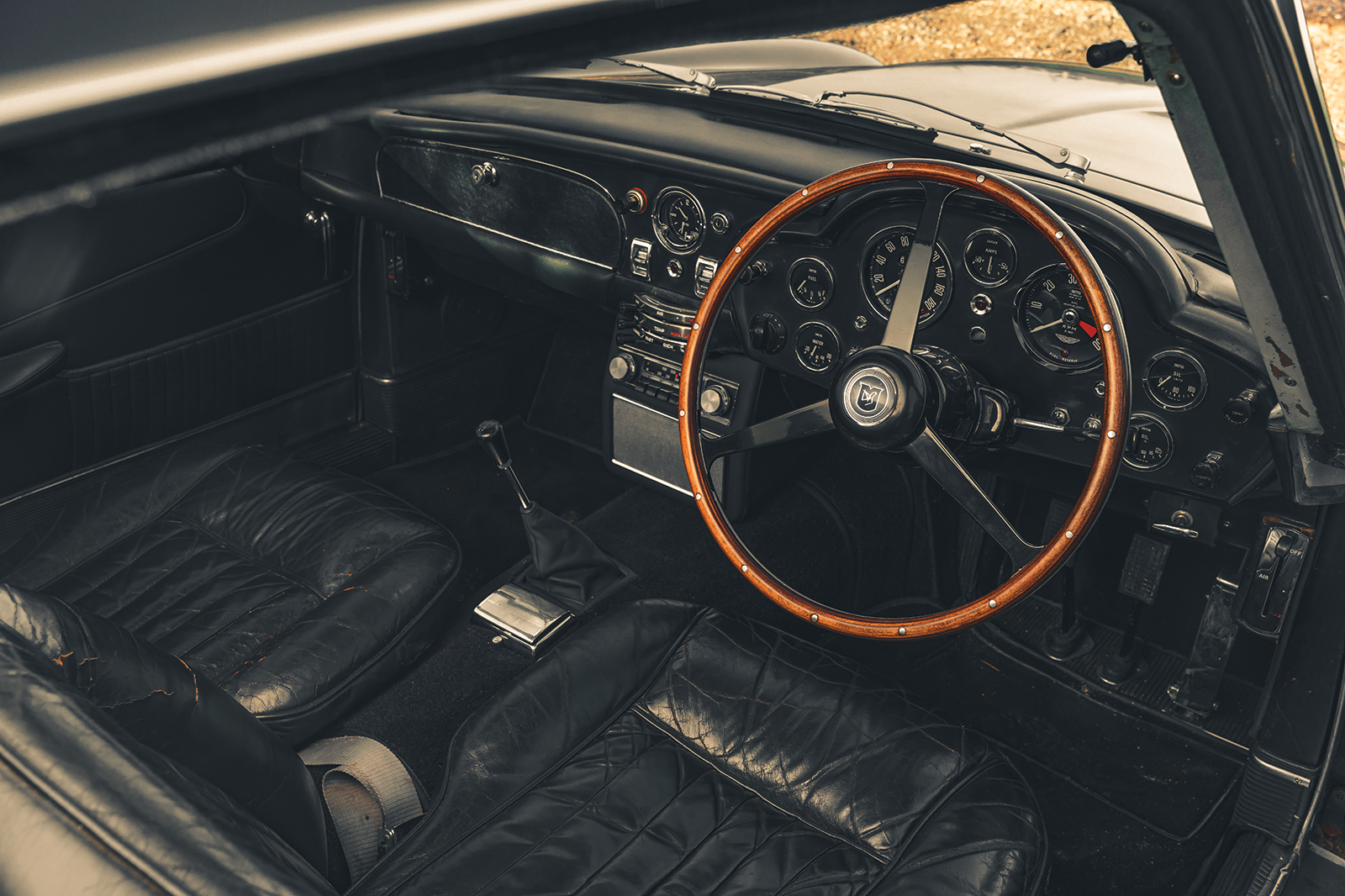Classic & Sports Car – Aston Martin DB5: an unconventional daily driver