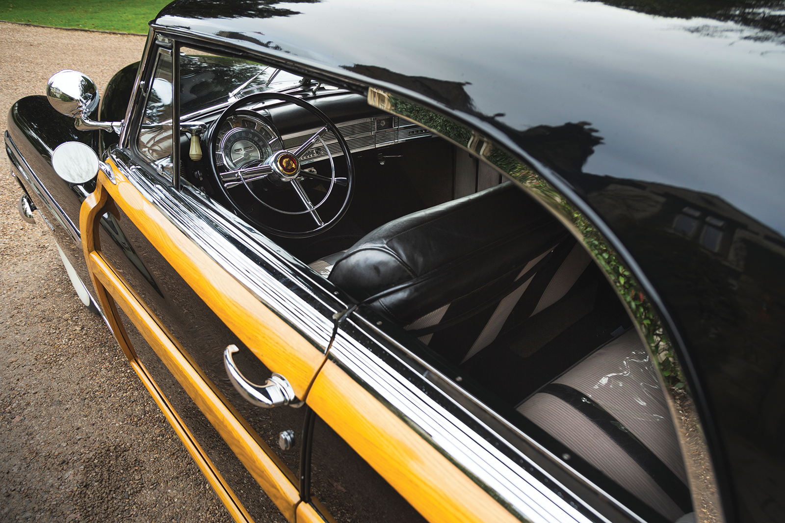 Classic & Sports Car – Chrysler Newport Town and Country: wood you believe it?