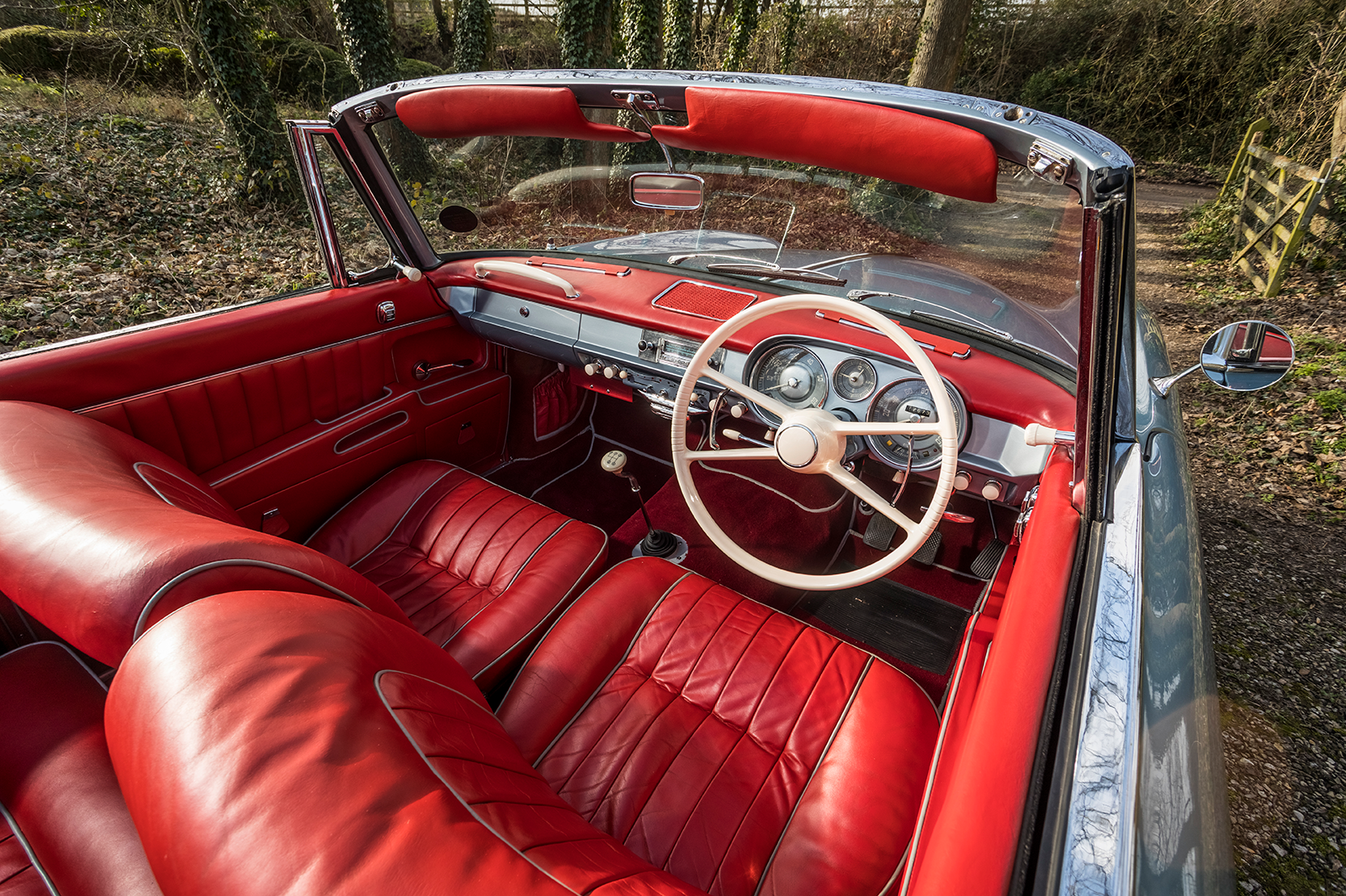 Classic & Sports Car – Driving John Surtees’ rare BMW 503 Cabriolet