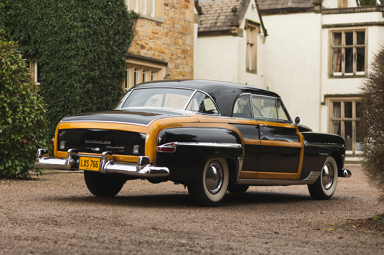 Classic & Sports Car – Chrysler Newport Town and Country: wood you believe it?