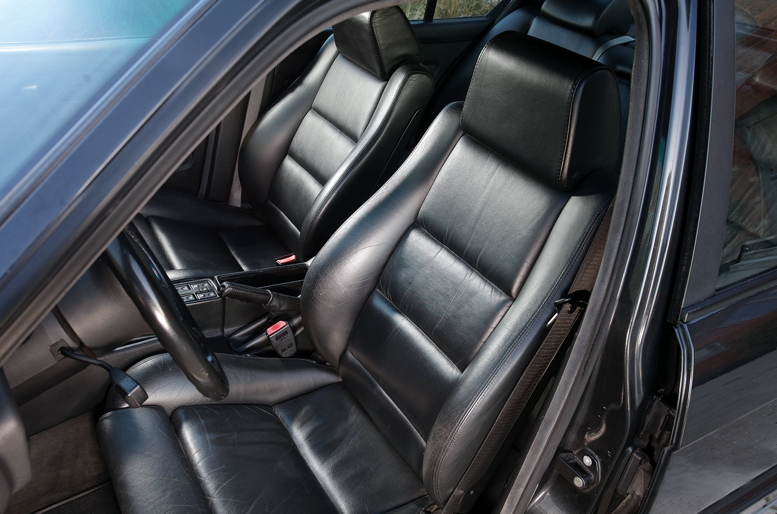 Classic & Sports Car – Buyer’s guide: BMW M5 (E34)