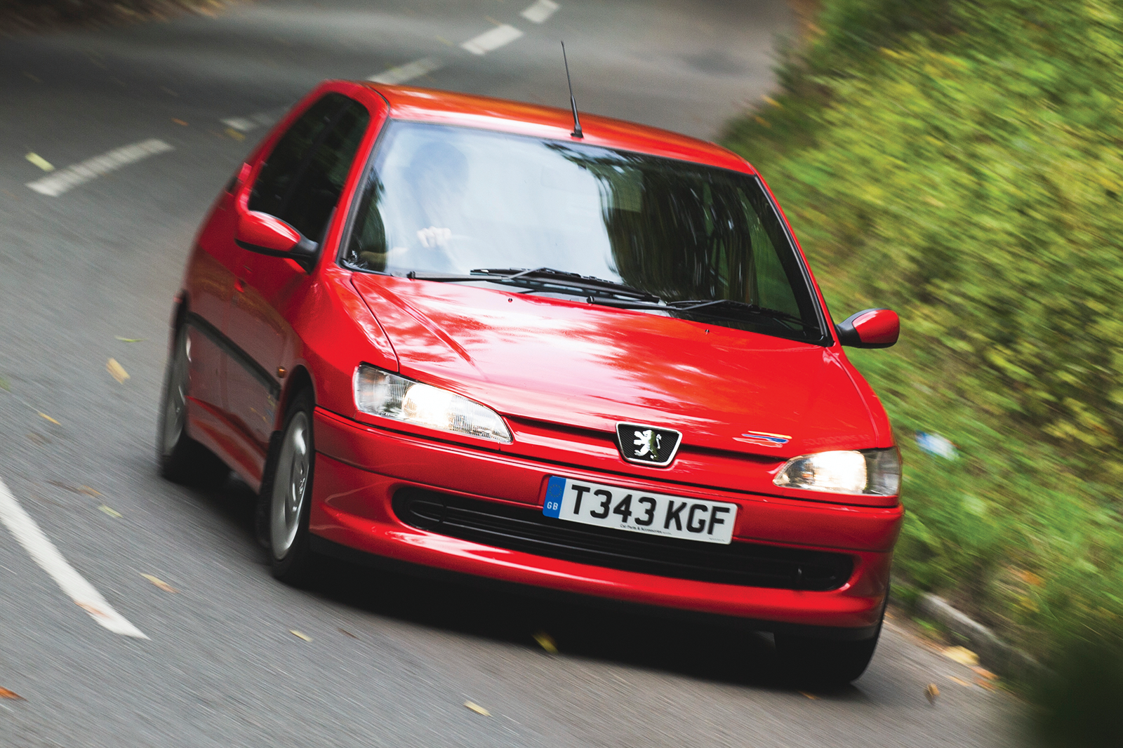 Classic & Sports Car – Peugeot 205, 106 and 306 Rallyes: the perfect formula