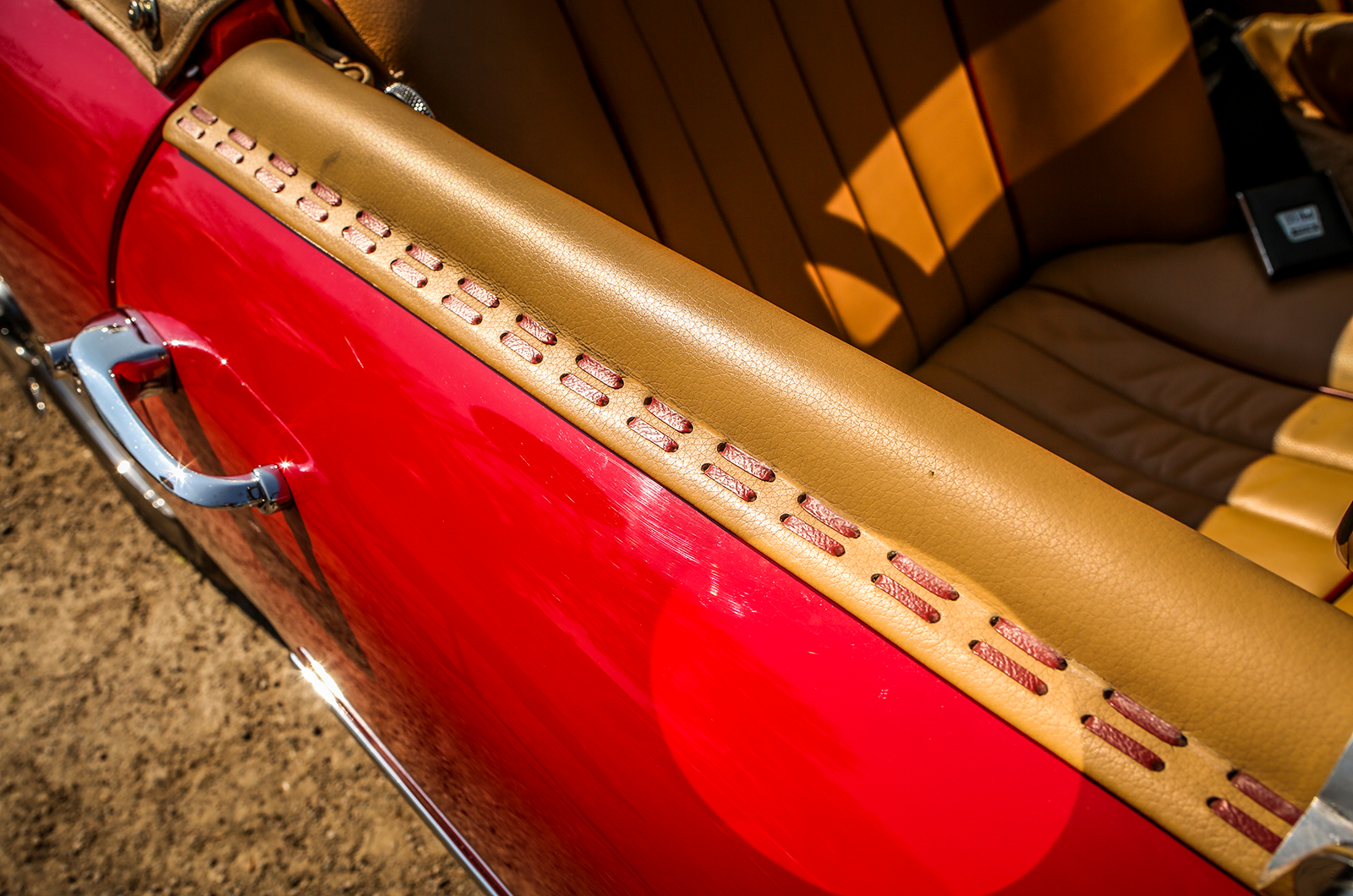 Classic & Sports Car – Triumph TR2 vs Swallow Doretti: genetic engineering