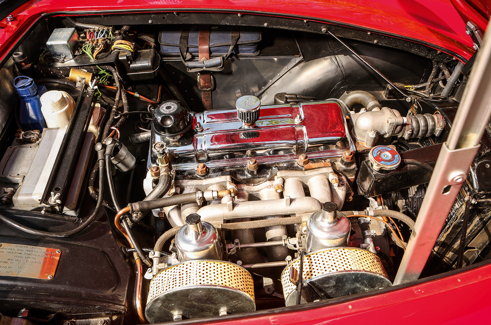 Classic & Sports Car – Triumph TR2 vs Swallow Doretti: genetic engineering