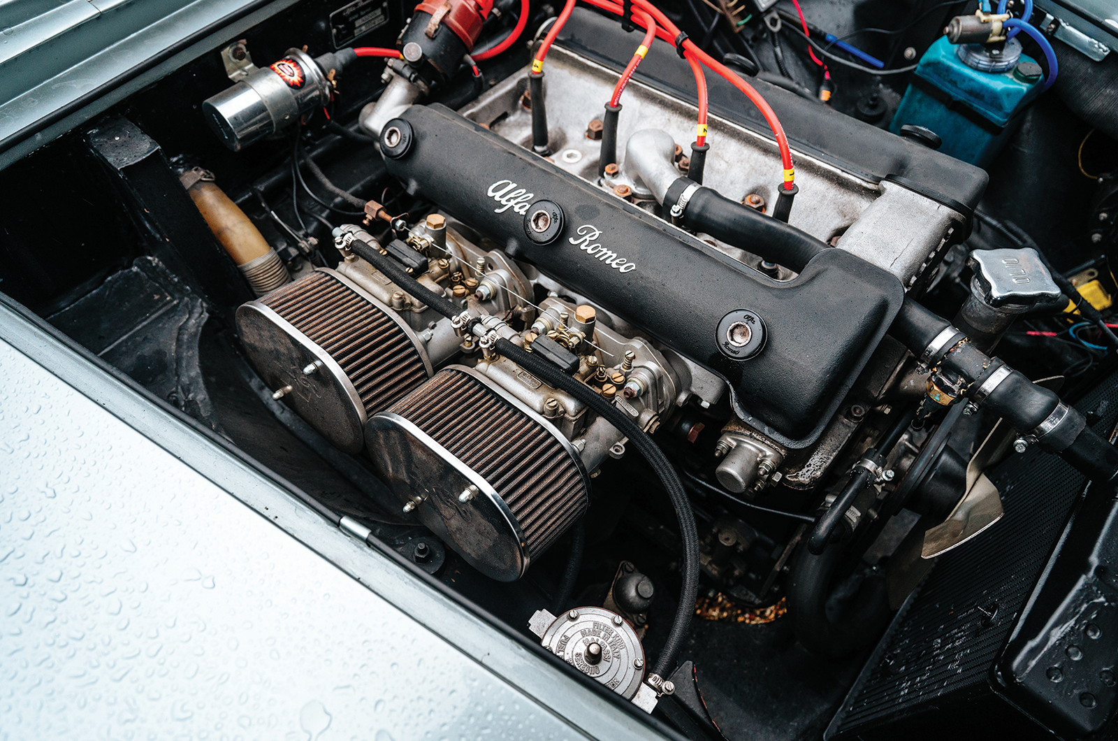 Classic & Sports Car – Alfa Romeo 2000 Sprint vs Bristol 406: the connoisseur’s choice