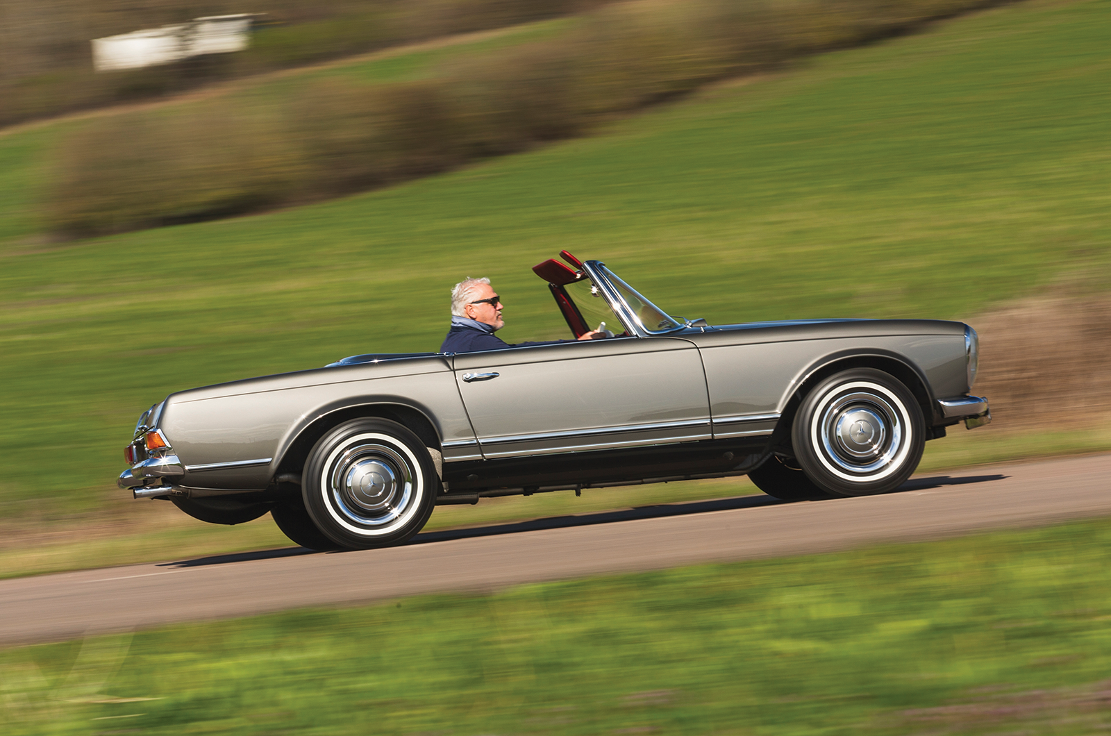 Classic & Sports Car – Mercedes-Benz SL Pagoda at 60: celebrating Stuttgart’s finest
