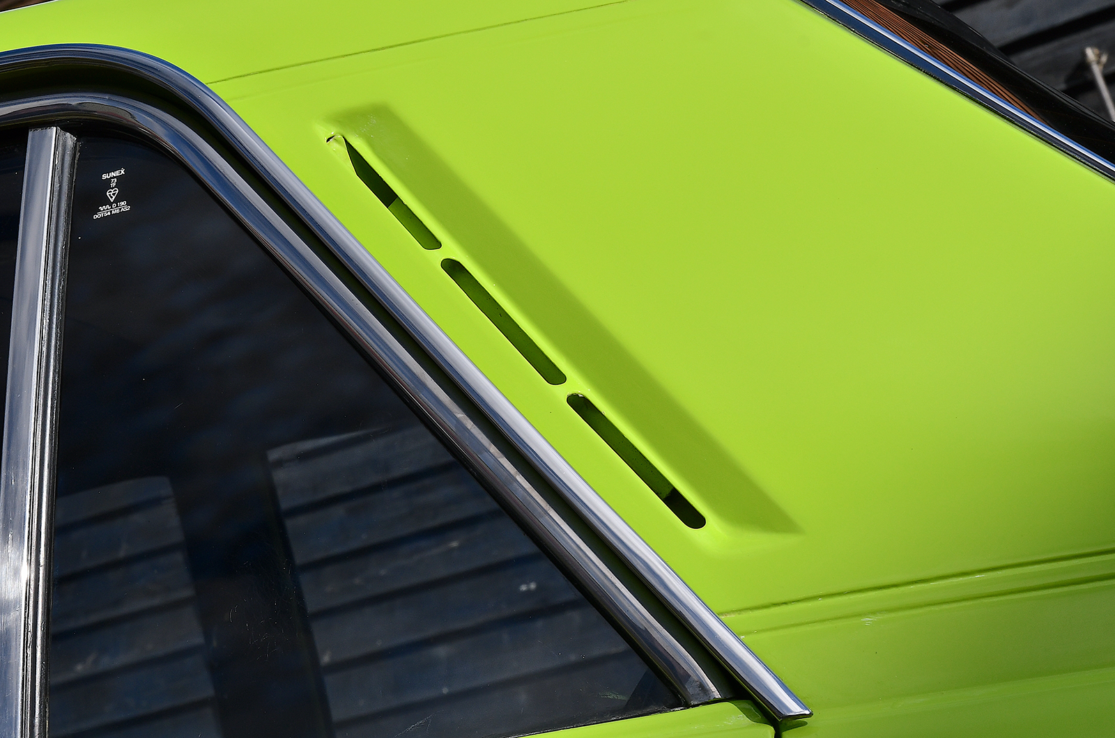 Classic & Sports Car – Morris Marina vs Hillman Hunter vs Vauxhall Cavalier: sales pitch