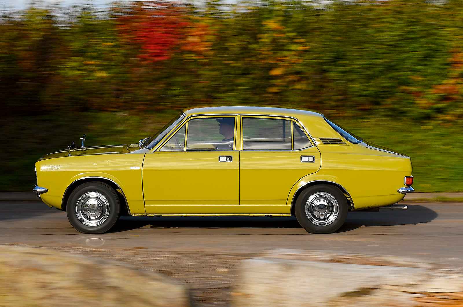Classic & Sports Car – Morris Marina vs Hillman Hunter vs Vauxhall Cavalier: sales pitch