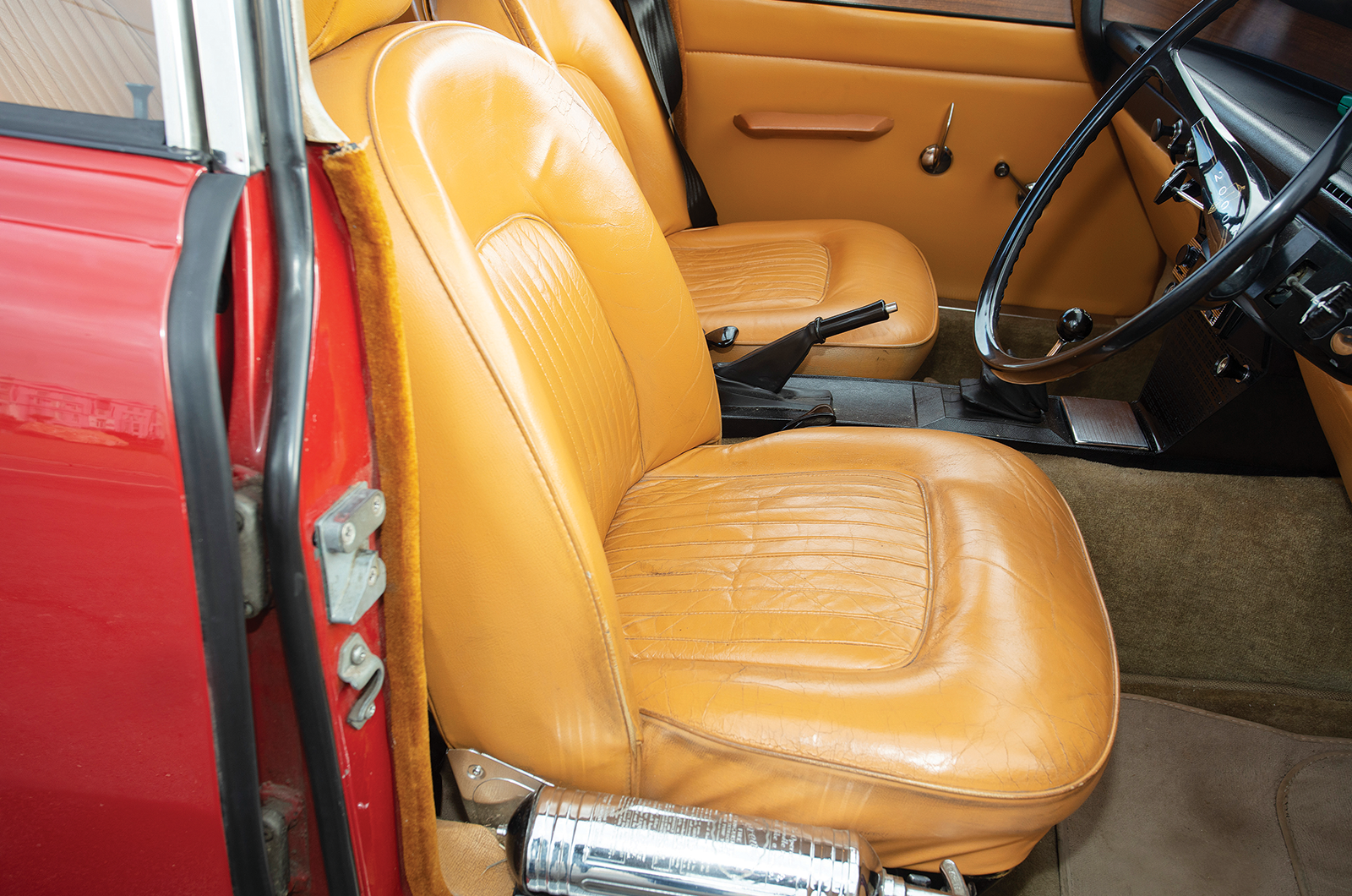 Classic & Sports Car – Buyer’s guide: Rover P6