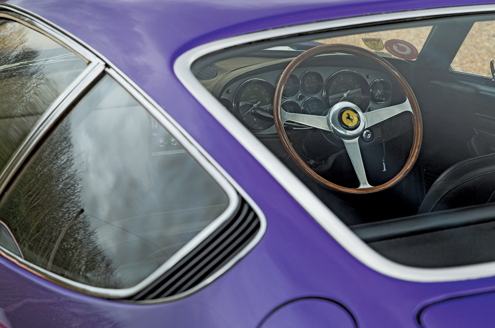 Classic & Sports Car – Ferrari Daytona Berlinetta, Spider and Competizione: kings of the road