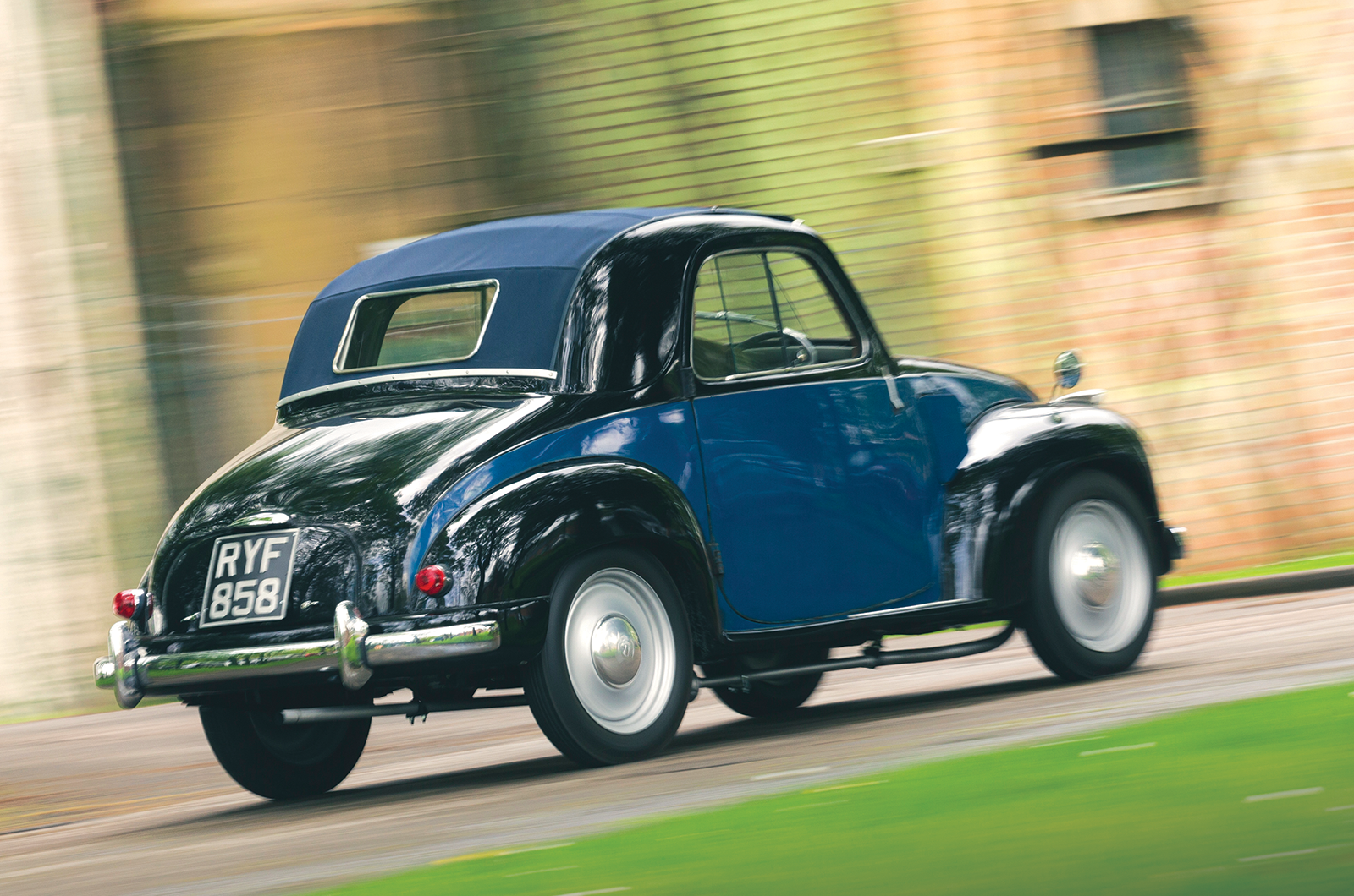 Classic & Sports Car – Fiat 500C ‘Topolino’: the mouse that roared