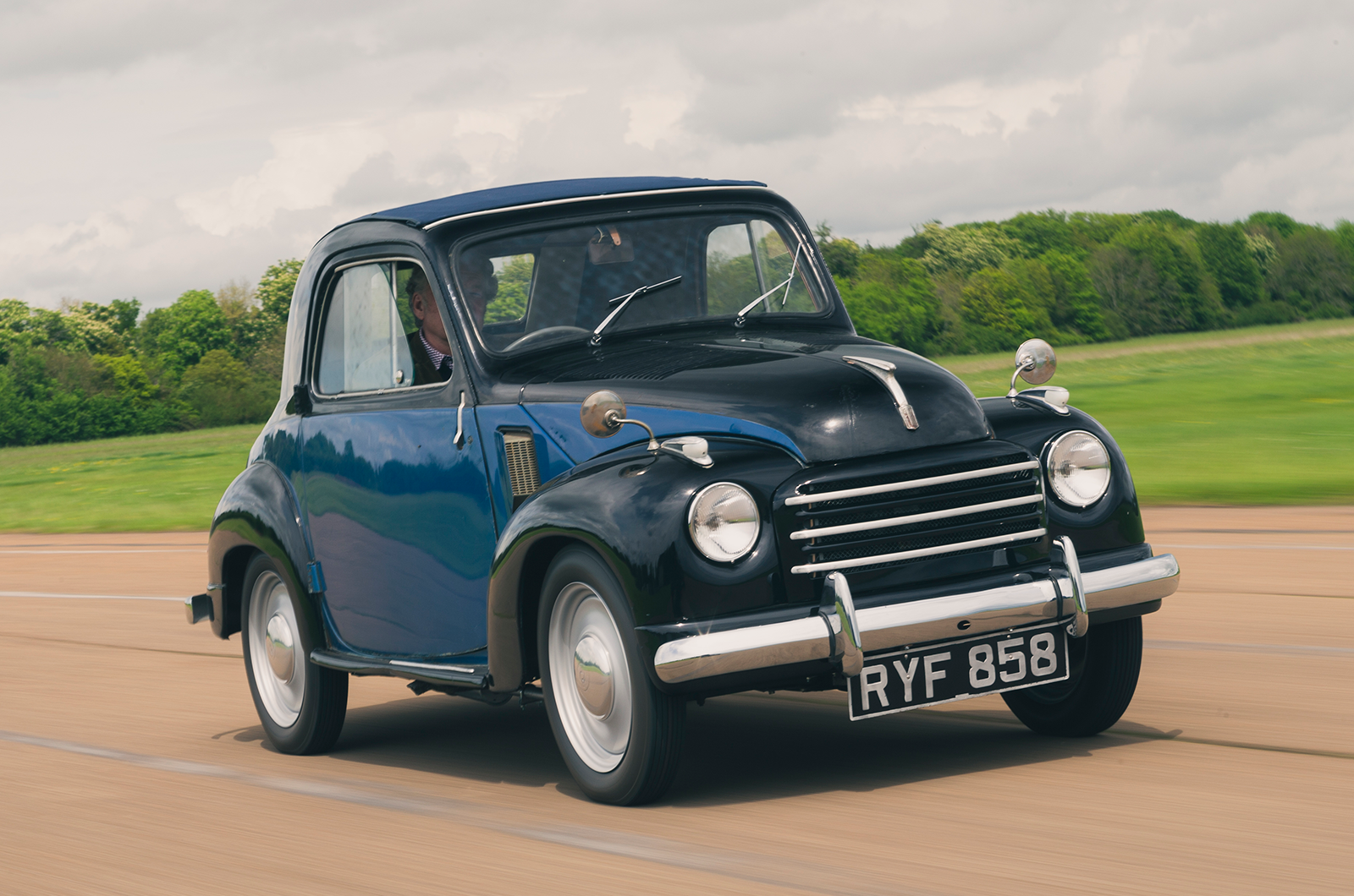 Classic & Sports Car – Fiat 500C ‘Topolino’: the mouse that roared