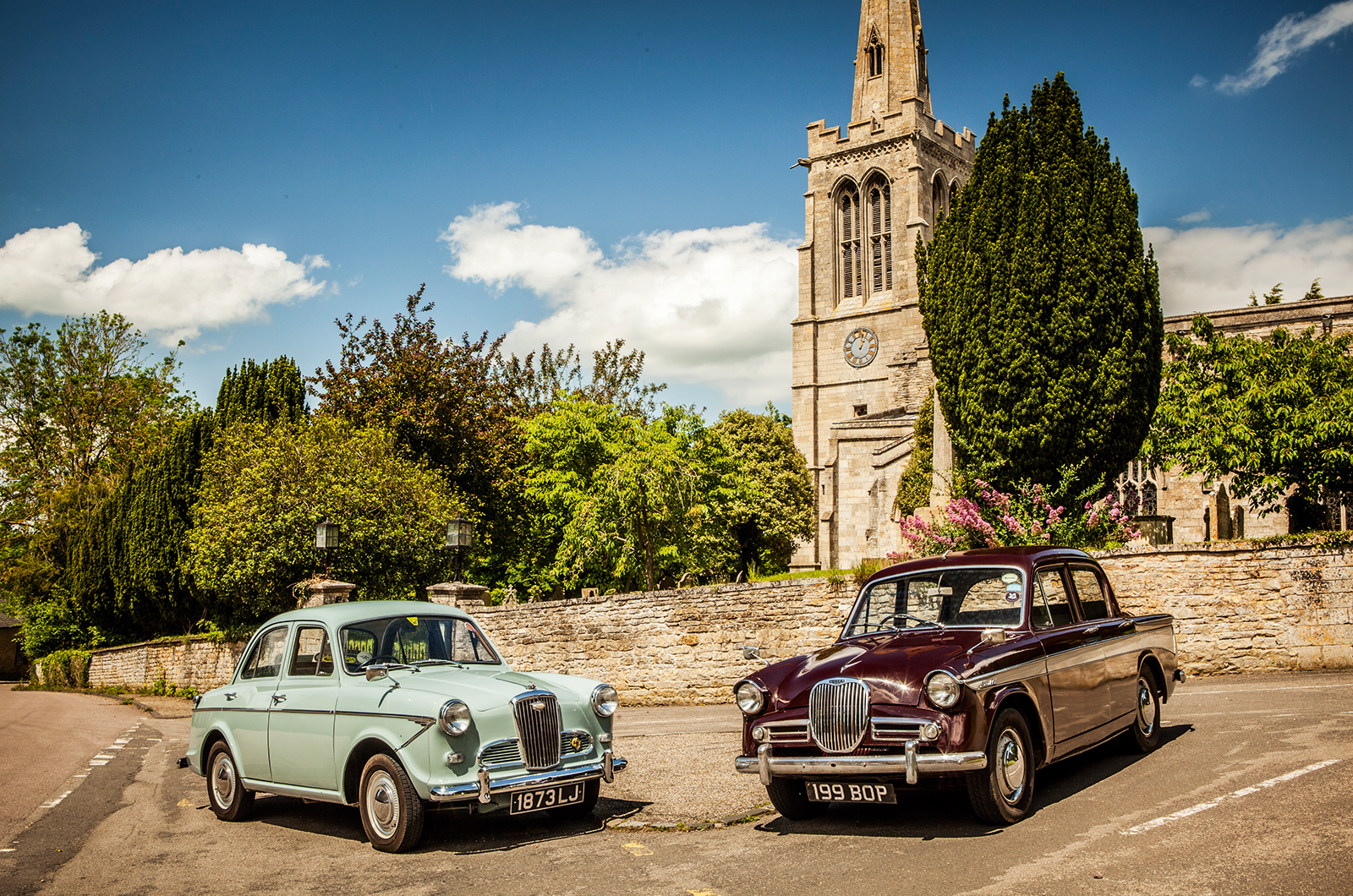 Classic & Sports Car – Wolseley 1500 vs Singer Gazelle: middleweights for middle England