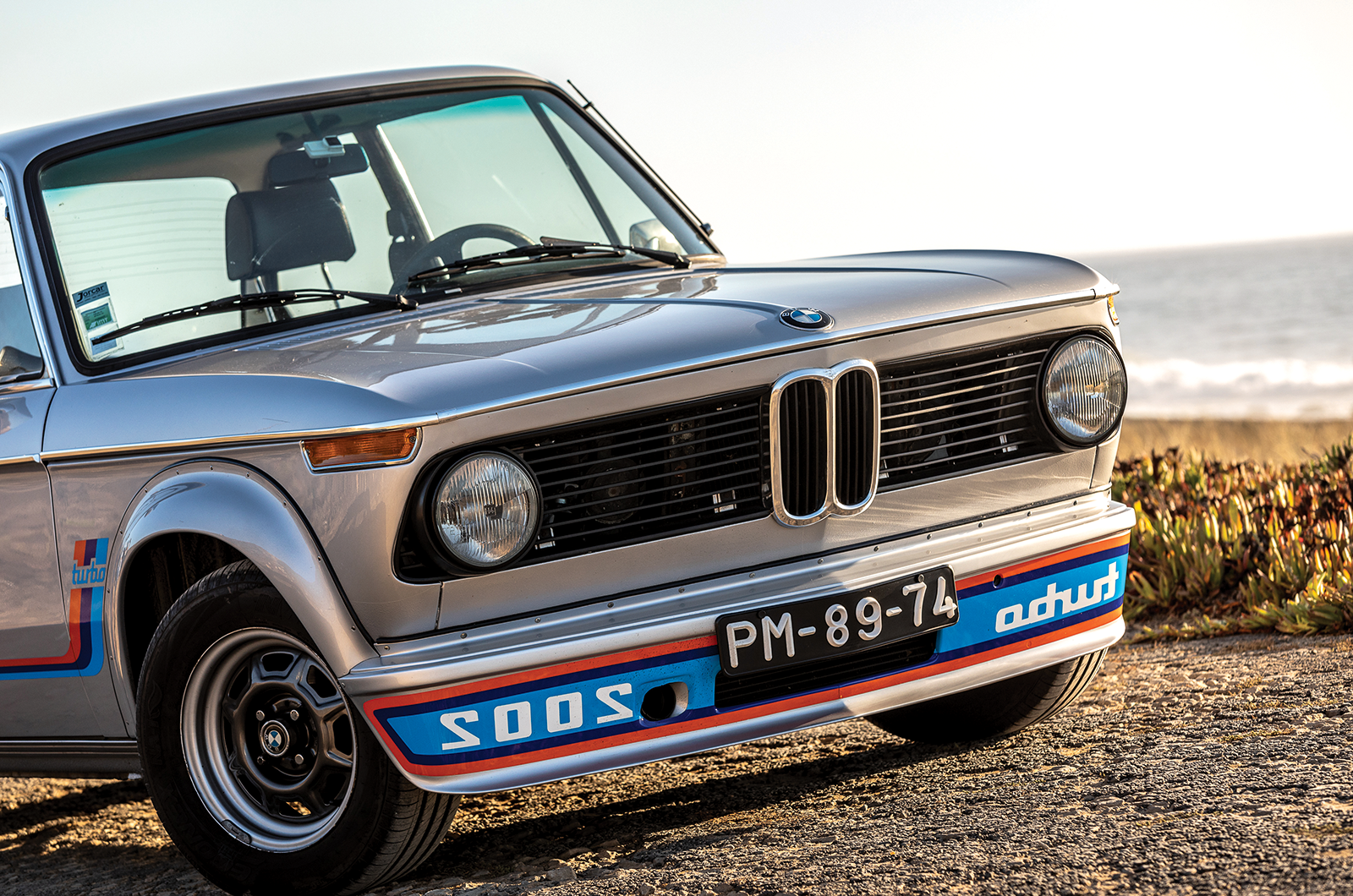Classic & Sports Car – BMW 2002 turbo: induction ceremony