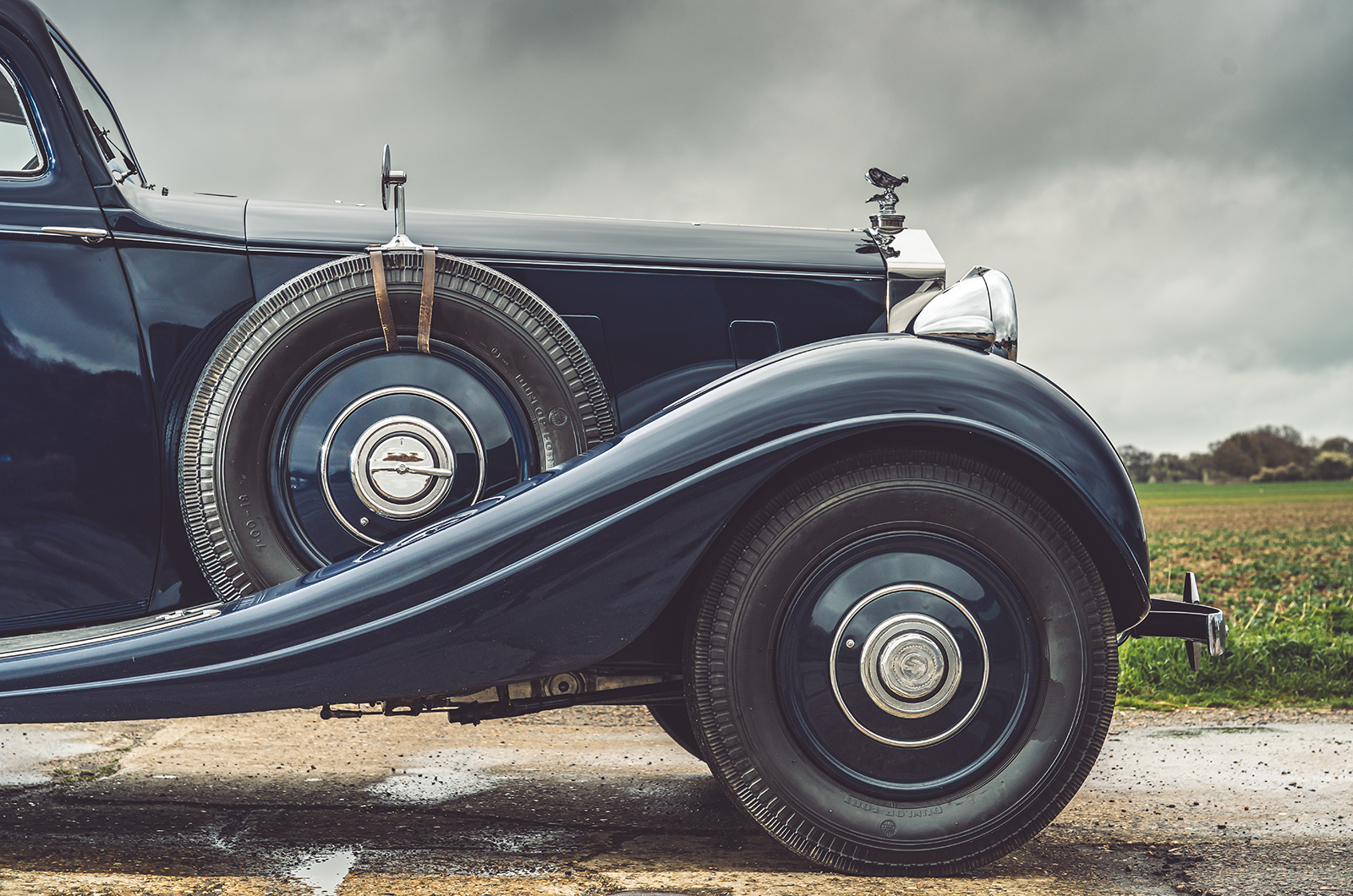 Classic & Sports Car – Rolls-Royce Phantom III: excellence at all costs