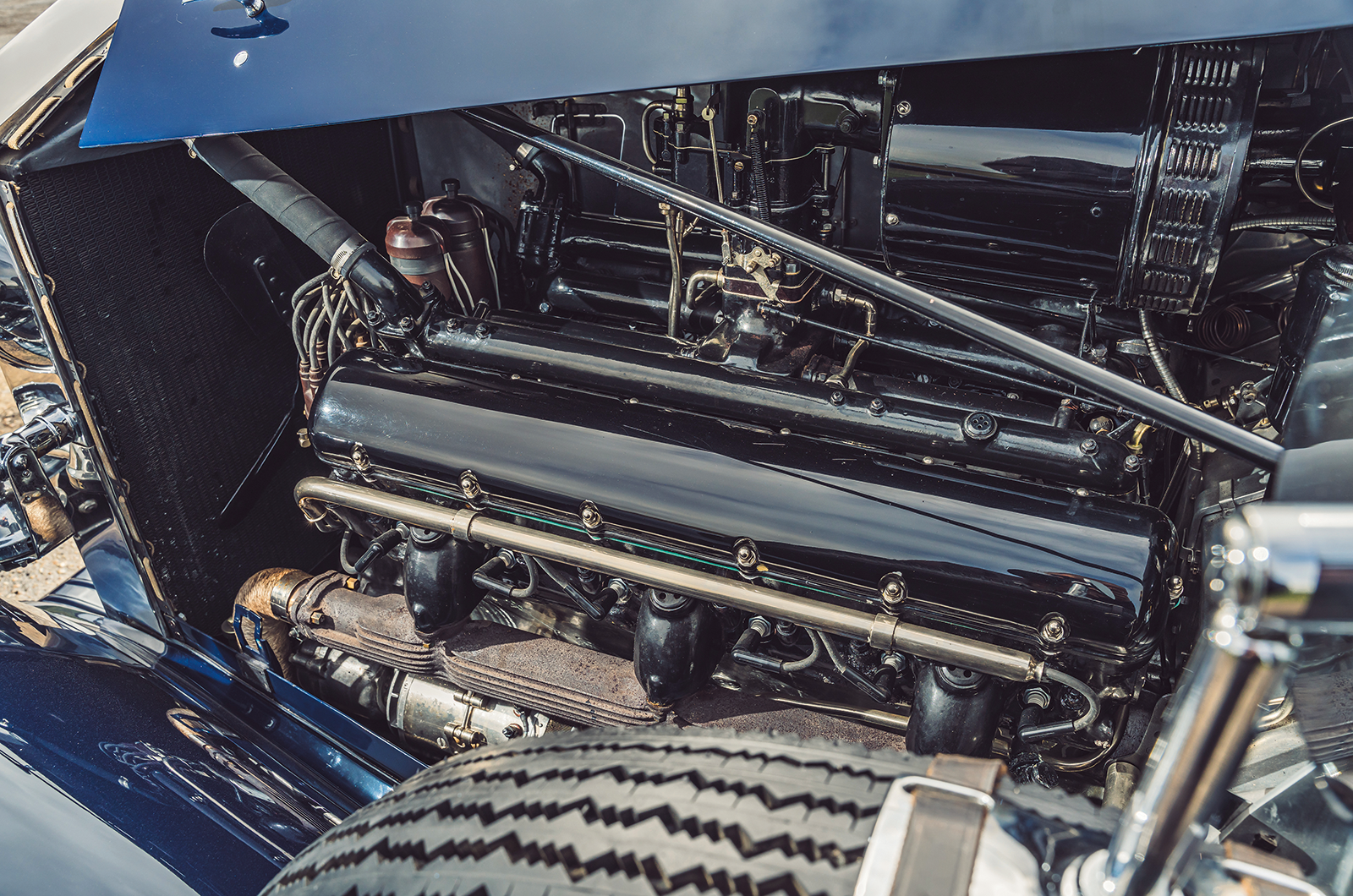 Classic & Sports Car – Rolls-Royce Phantom III: excellence at all costs
