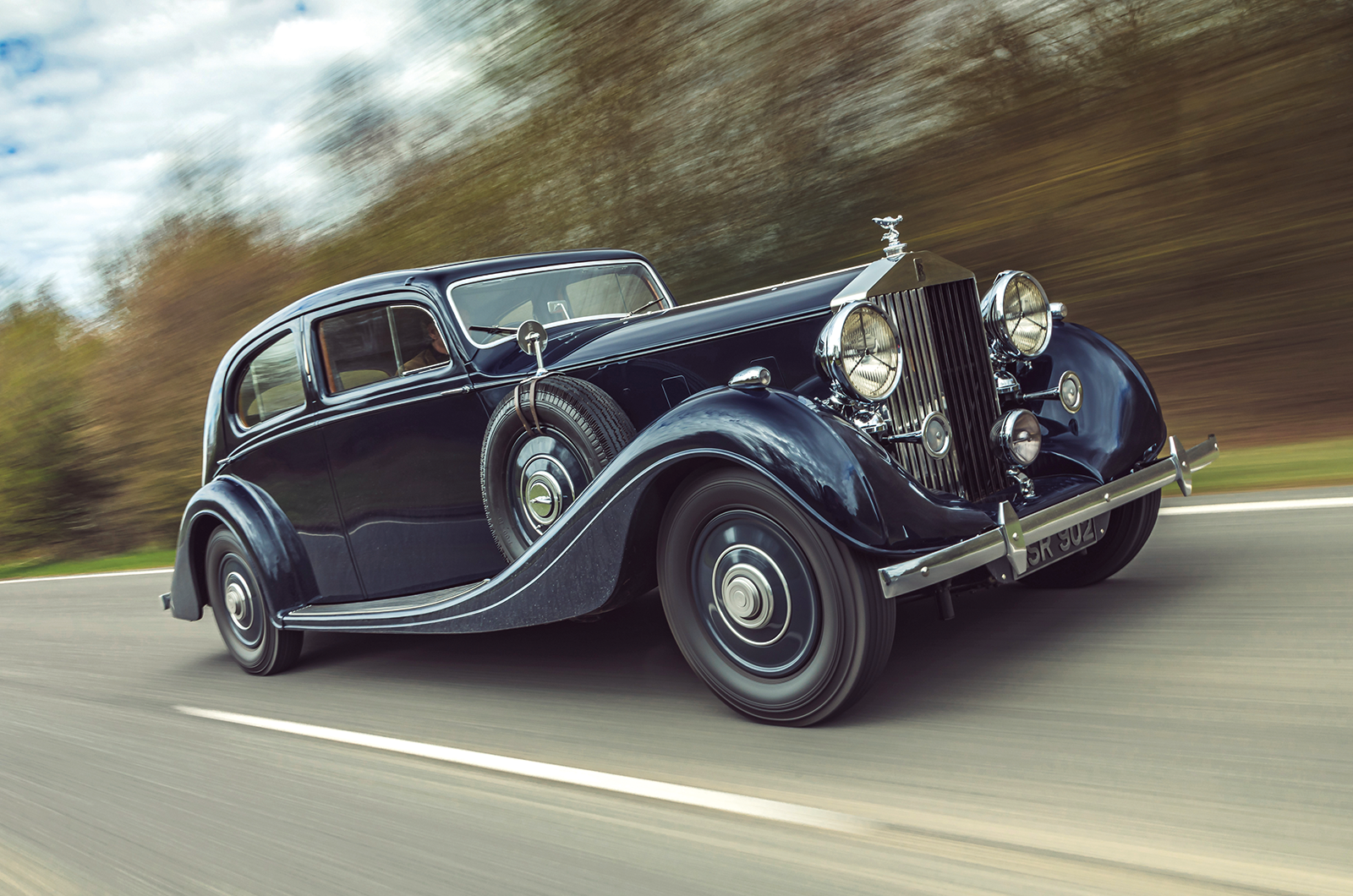Classic & Sports Car – Rolls-Royce Phantom III: excellence at all costs