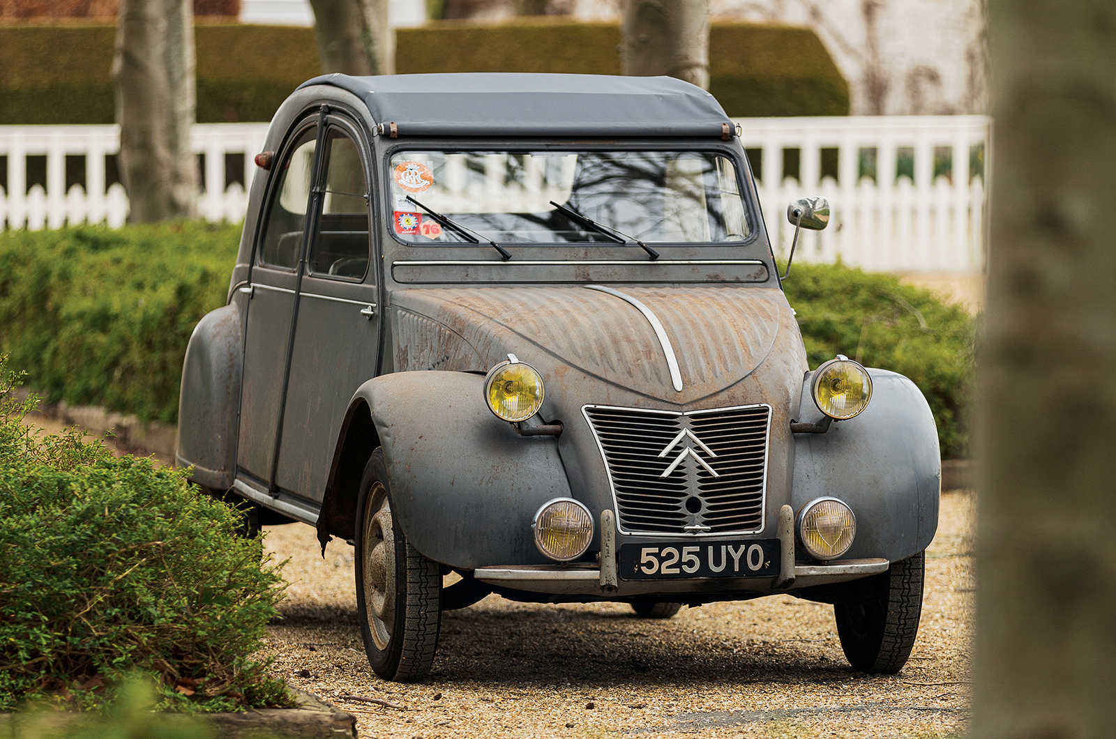 Classic & Sports Car – 1948’s game changers: Citroën 2CV
