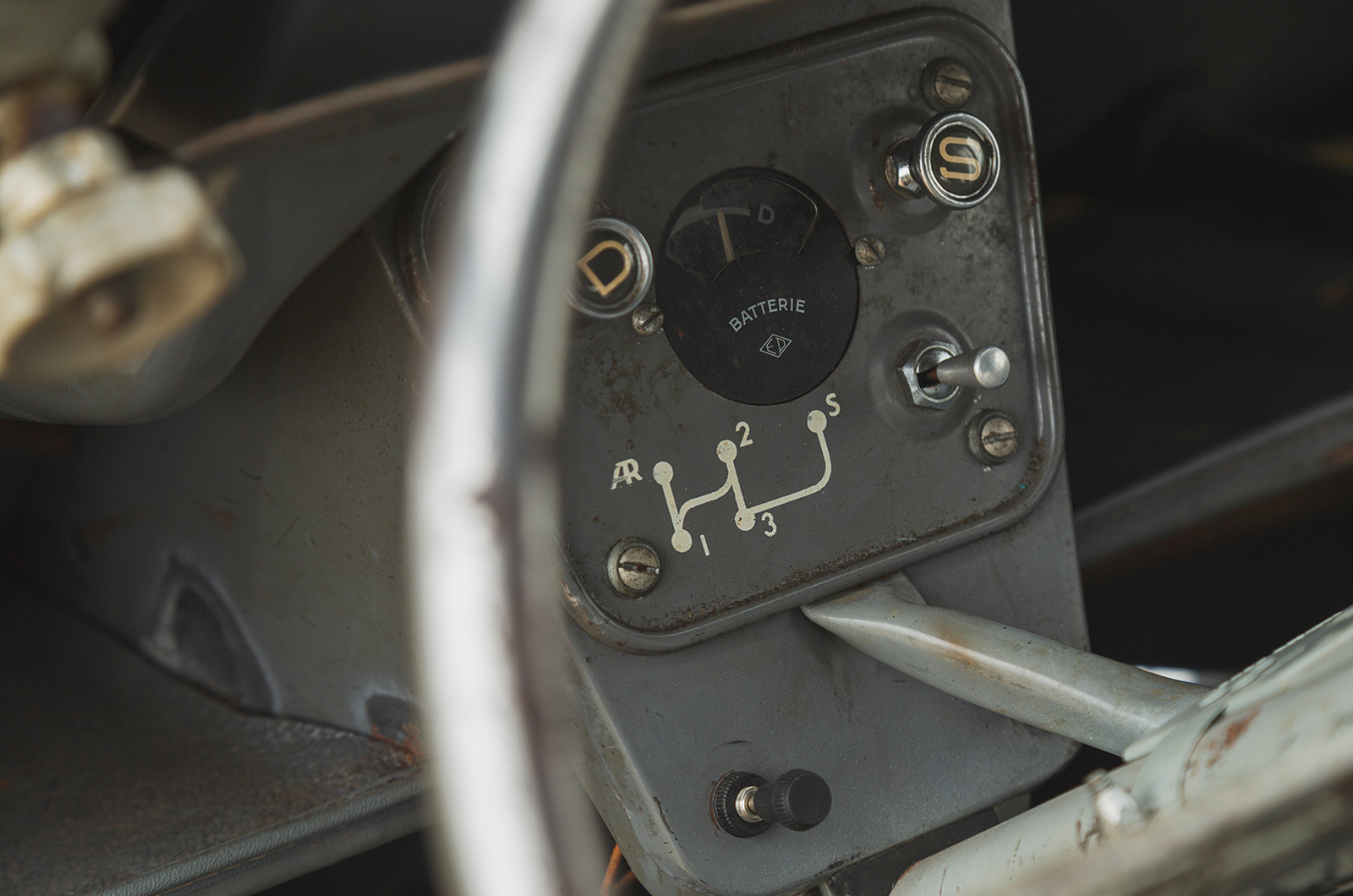 Classic & Sports Car – 1948’s game changers: Citroën 2CV