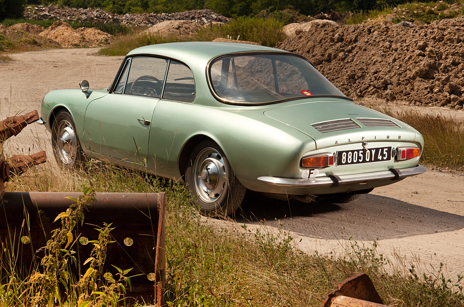 Classic & Sports Car – Alpine A110 GT4: from rally stage to the school gates