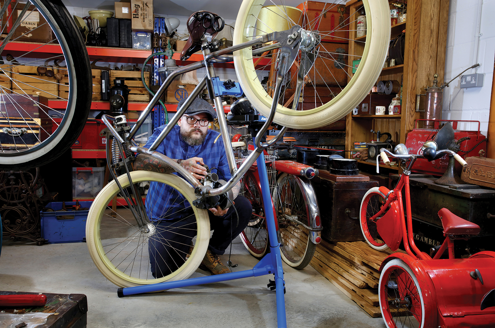 Classic & Sports Car – Also in my garage: American design icons and pedal cars