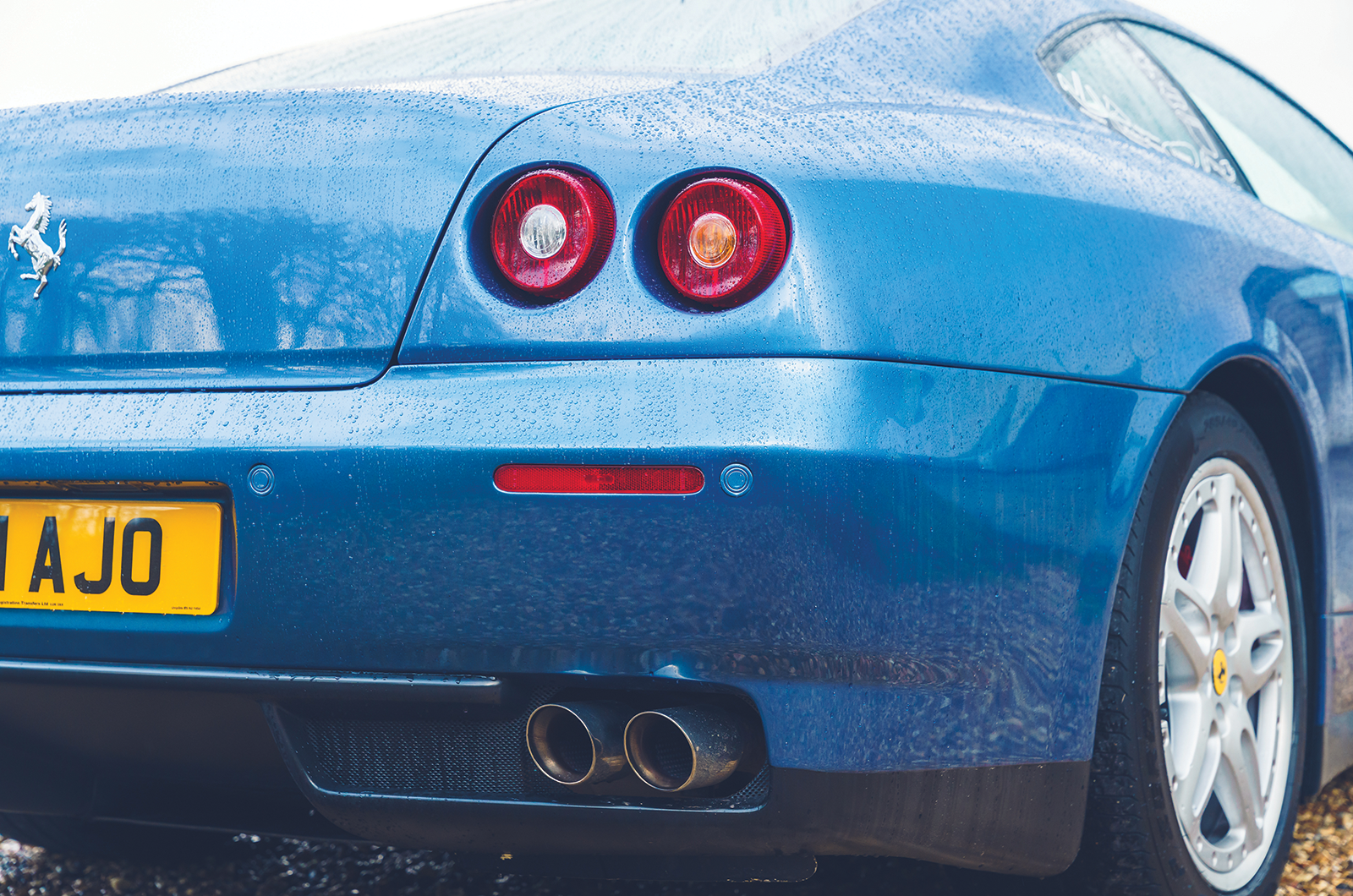 Classic & Sports Car – Aston Martin DB9 vs Ferrari 612 Scaglietti vs Bentley Continental GT: the grand tour