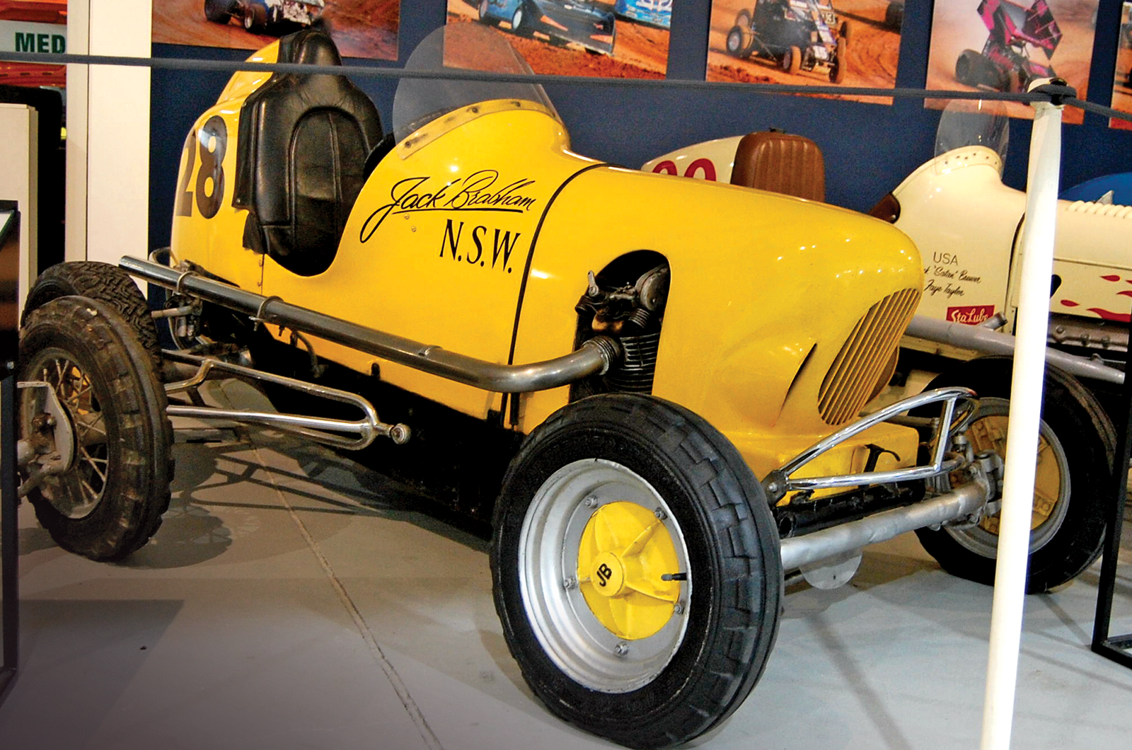 Classic & Sports Car – Classic shrine: National Motor Racing Museum Bathurst