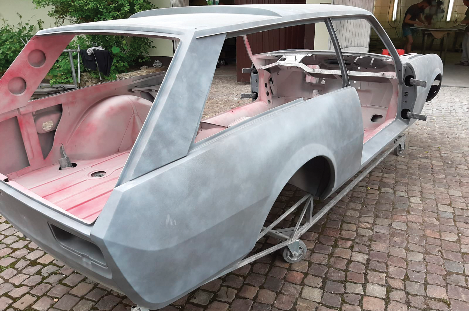 Classic & Sports Car – The specialist: HC Classics