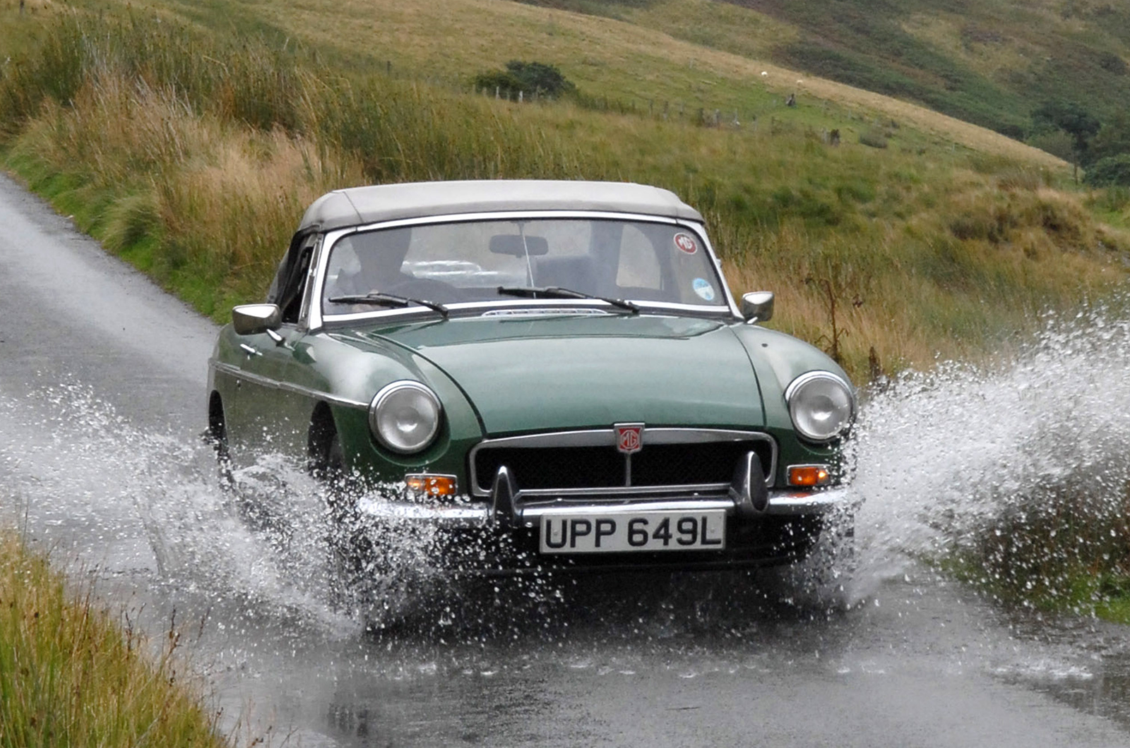 Classic & Sports Car – Your classic: MGB roadster