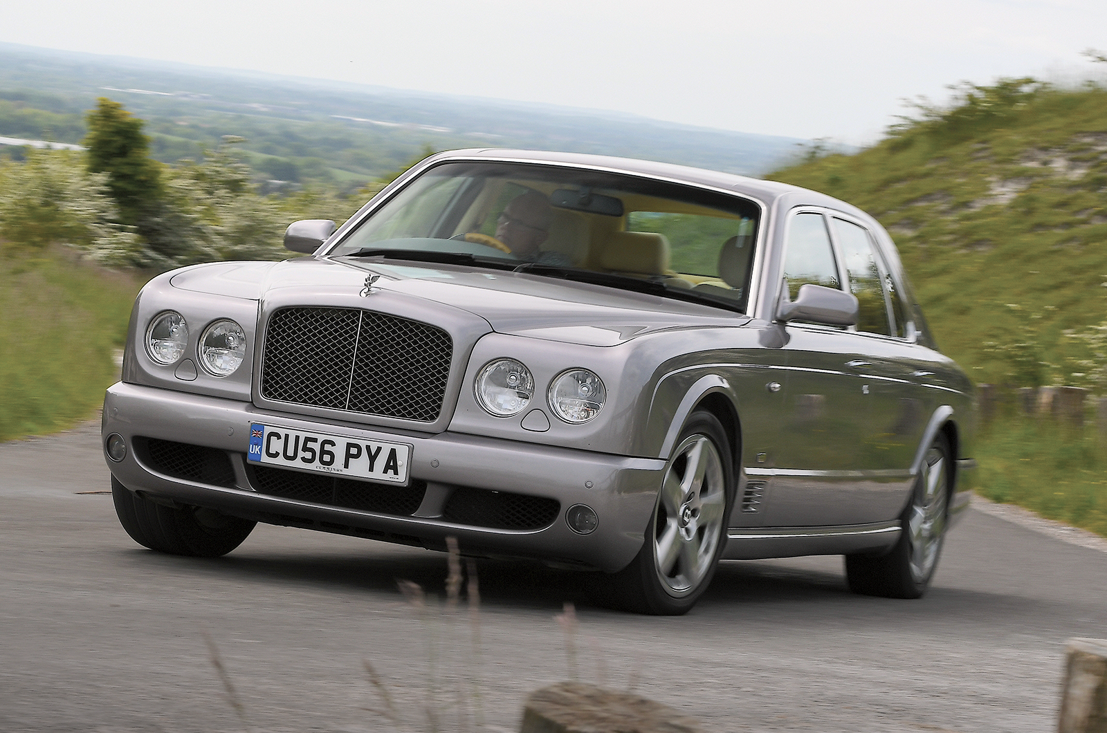 Classic & Sports Car – How Rolls-Royce and Bentley built one car with three engines