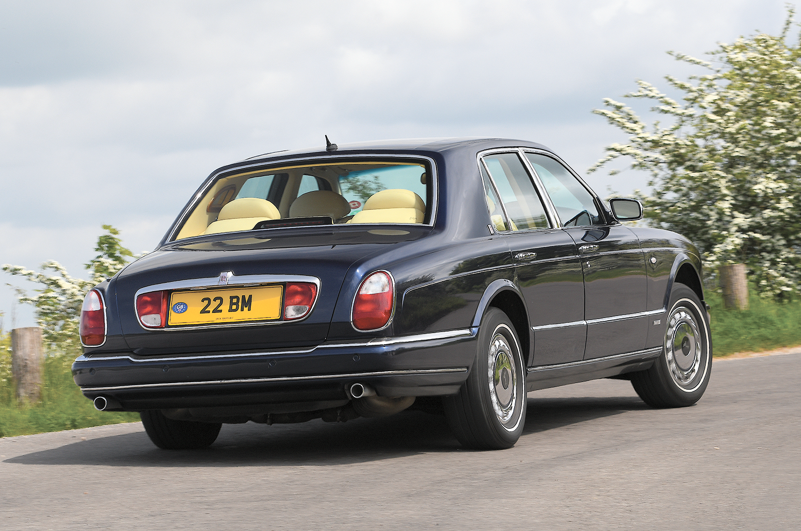 Classic & Sports Car – How Rolls-Royce and Bentley built one car with three engines