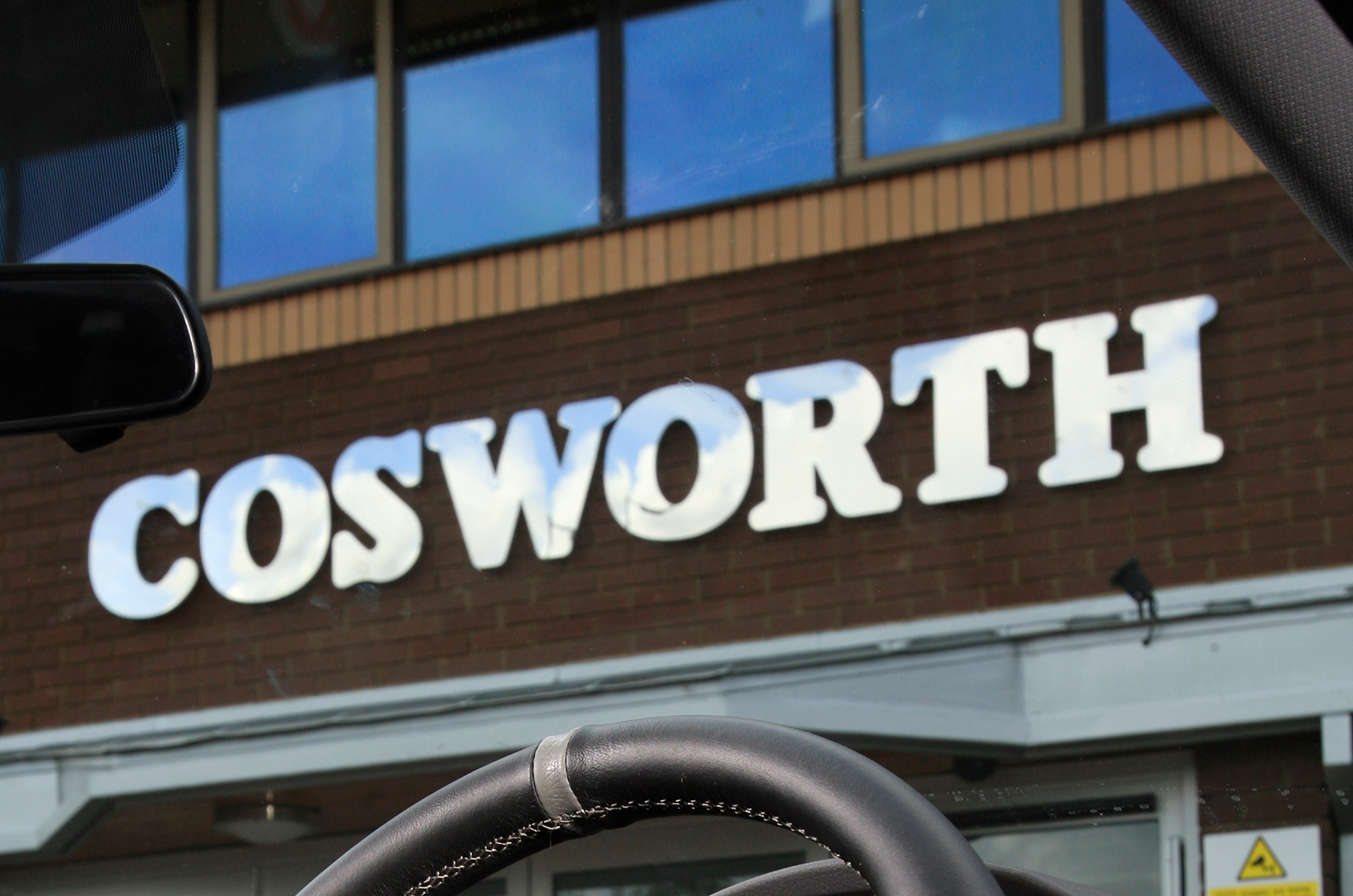 Classic & Sports Car – How Rolls-Royce and Bentley built one car with three engines