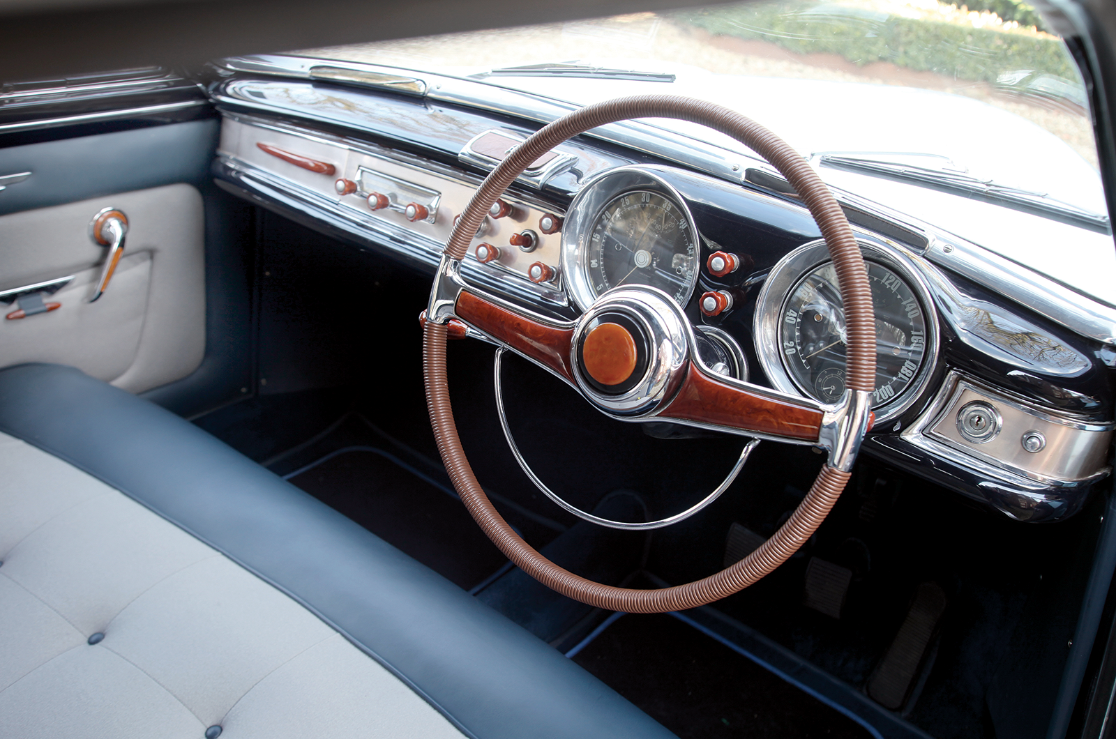 Classic & Sports Car – Lancia Aurelia B53 Allemano: variation on a theme