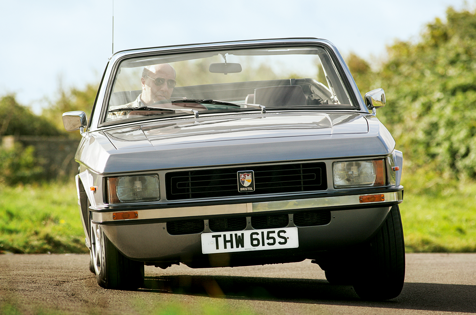 Classic & Sports Car – Aston Martin Lagonda V8 vs Bristol 412 vs Rolls-Royce Camargue: eccentric excess