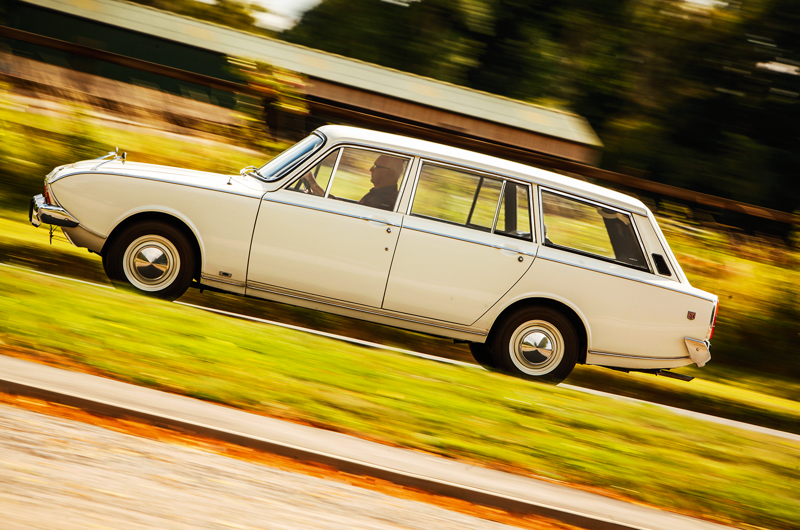 Classic & Sports Car – Ford Corsair: the Thunderbird from Halewood