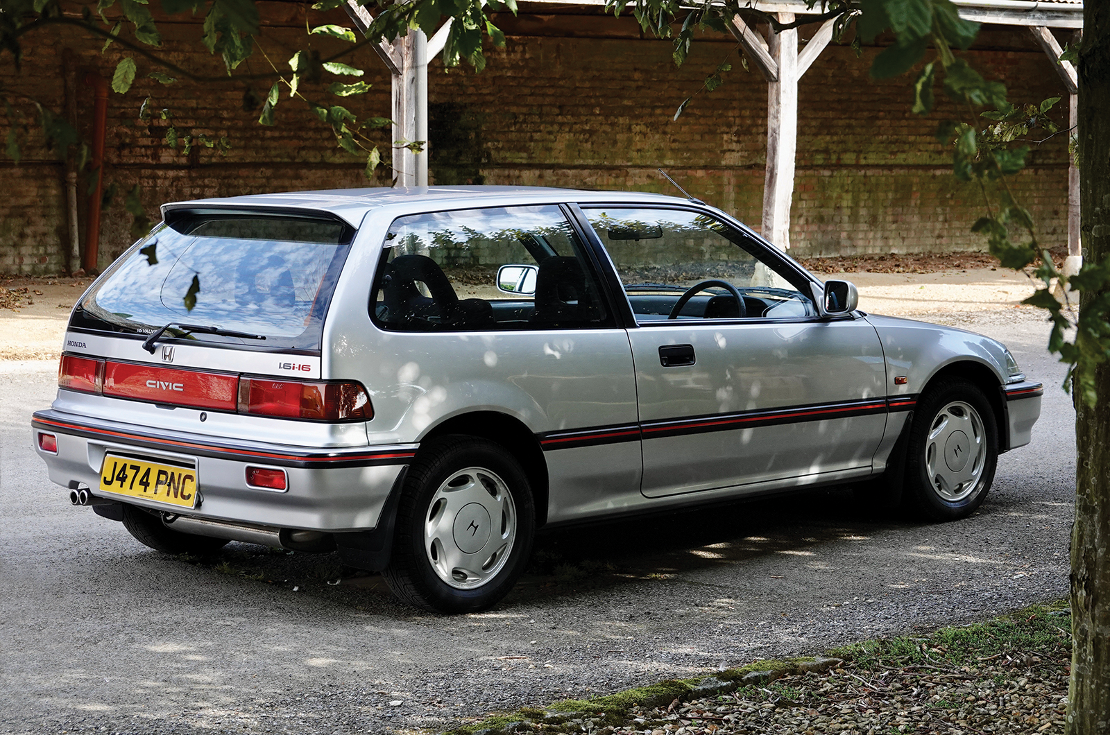 Classic & Sports Car – Your classic: Honda Civic 1.6i-16