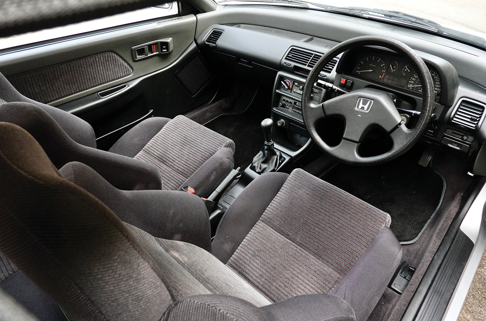 Classic & Sports Car – Your classic: Honda Civic 1.6i-16